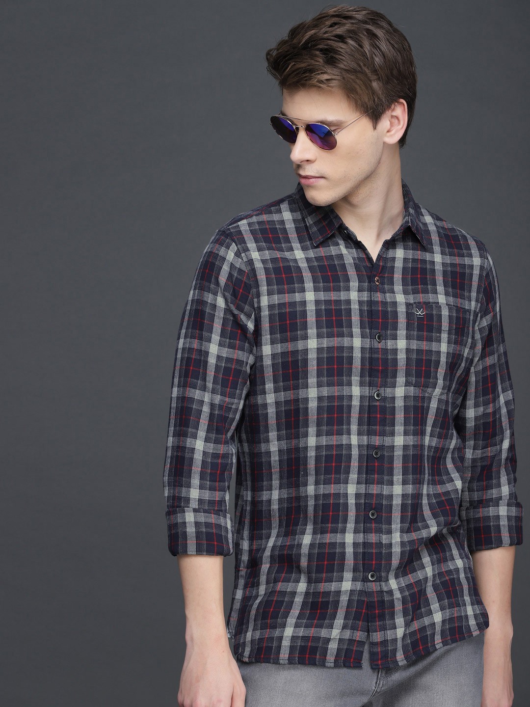 

WROGN Men Navy Blue & Grey Slim Fit Checked Casual Shirt