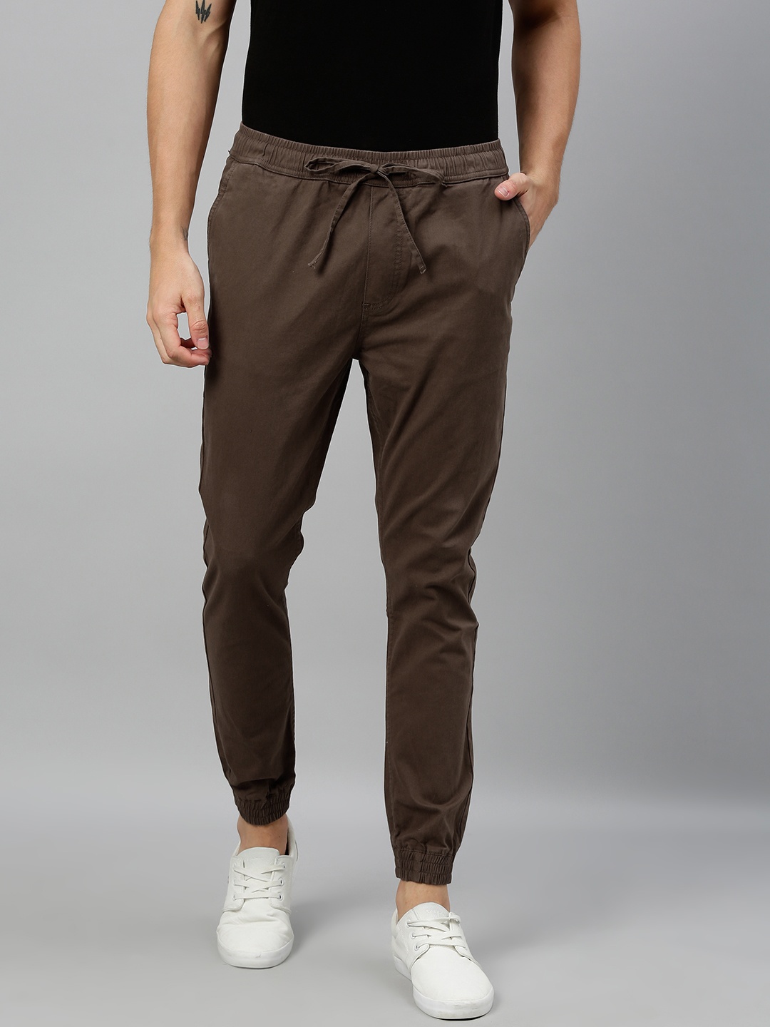 

WROGN Men Brown Slim Fit Solid Joggers
