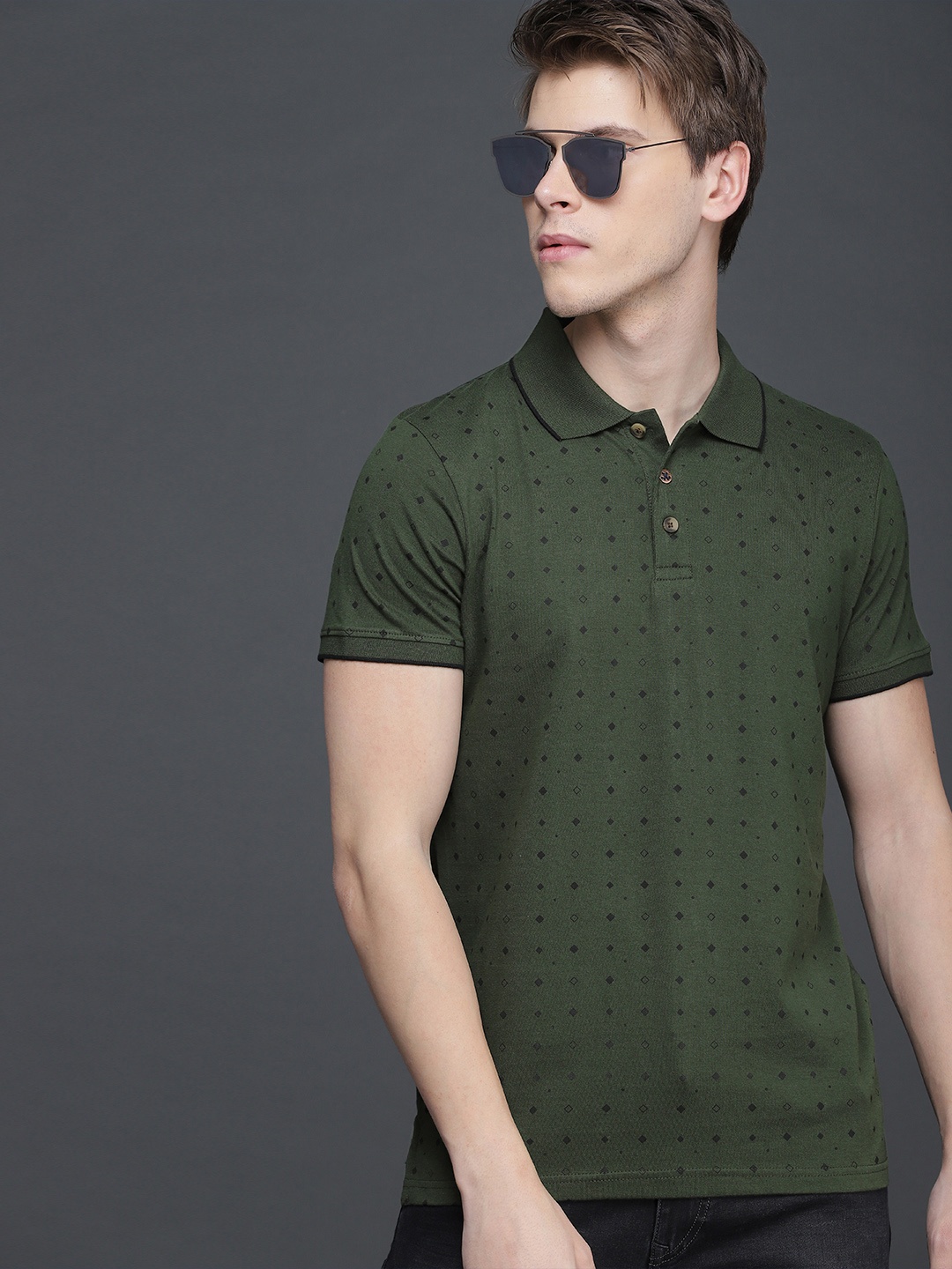 

WROGN Men Olive Green Black Slim Fit Printed Polo Collar Pure Cotton T-shirt