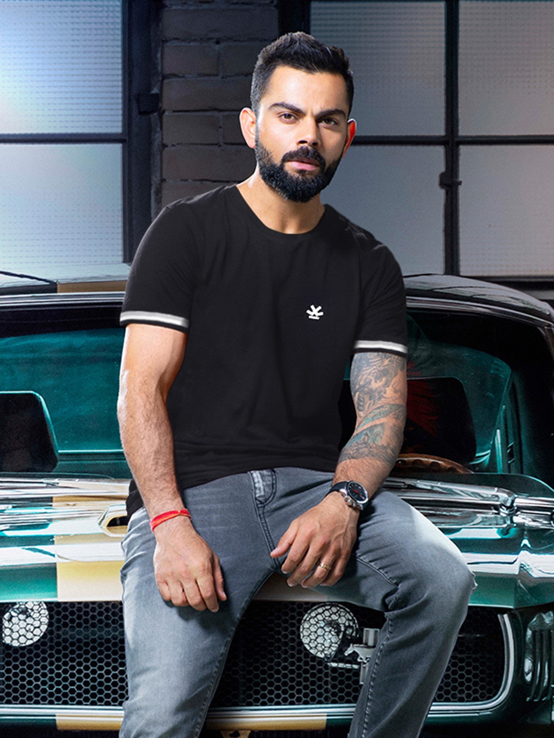 

WROGN Men Black Solid Slim Fit Round Neck T-shirt