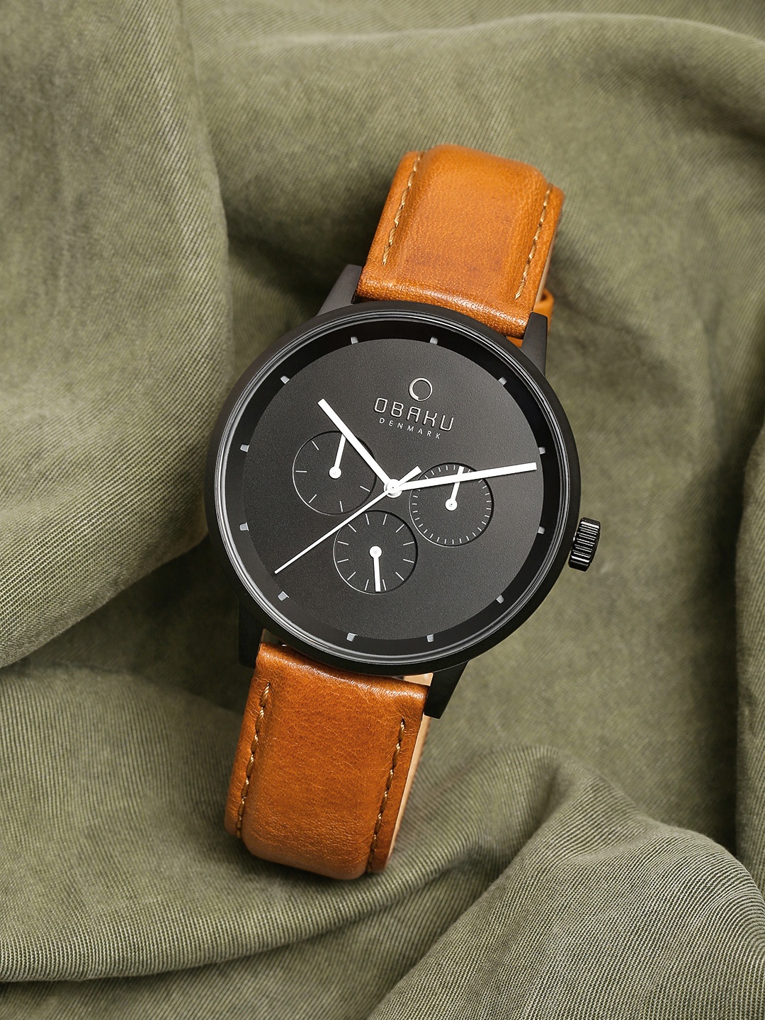 

Obaku Men Black Analogue Watch V208GMBBRZ