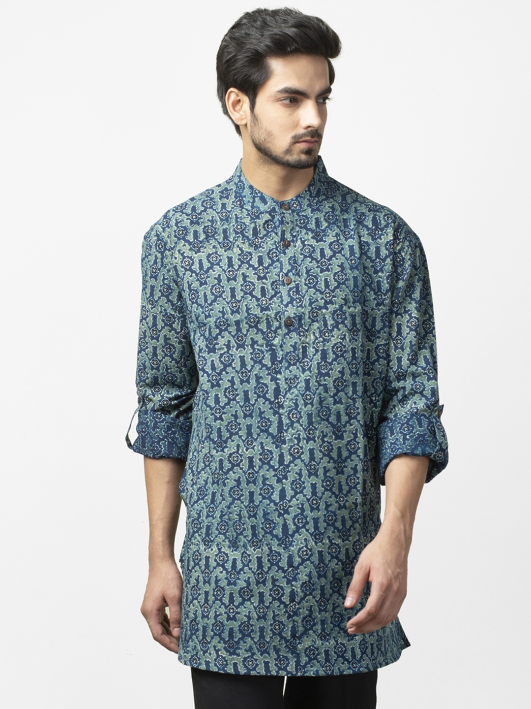 

Fabindia Men Blue & Green Ajrakh Hand Block Print Straight Kurta