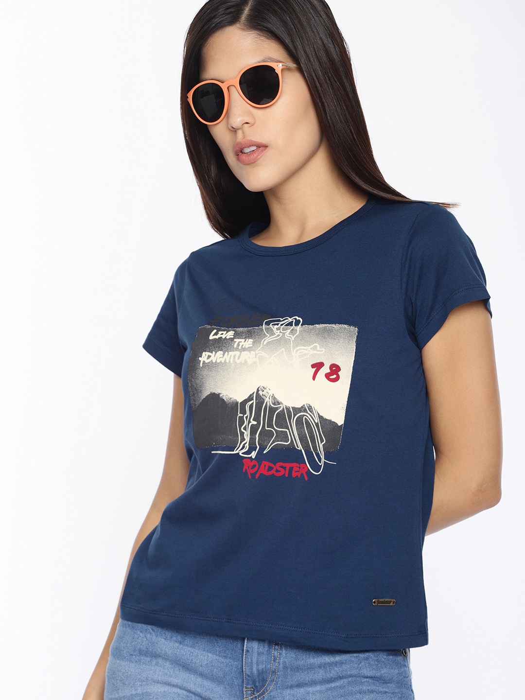 

The Roadster Lifestyle Co Women Navy Blue Printed Round Neck Pure Cotton T-shirt