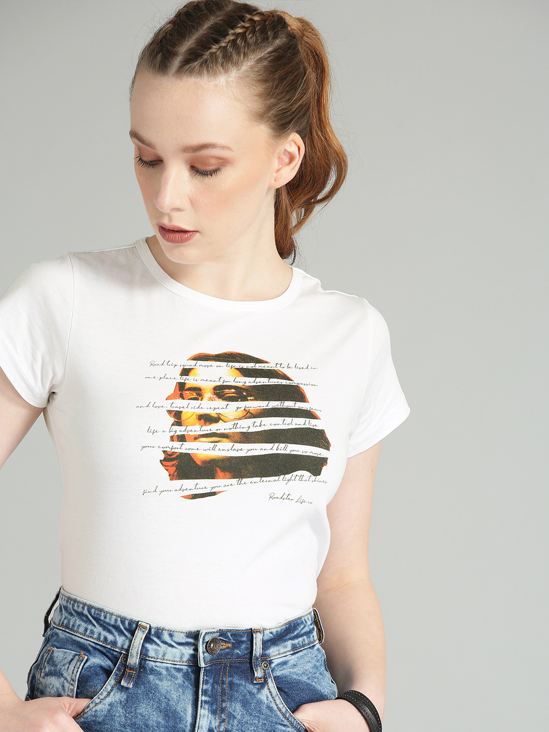 

The Roadster Lifestyle Co Women White Printed Round Neck Pure Cotton T-shirt