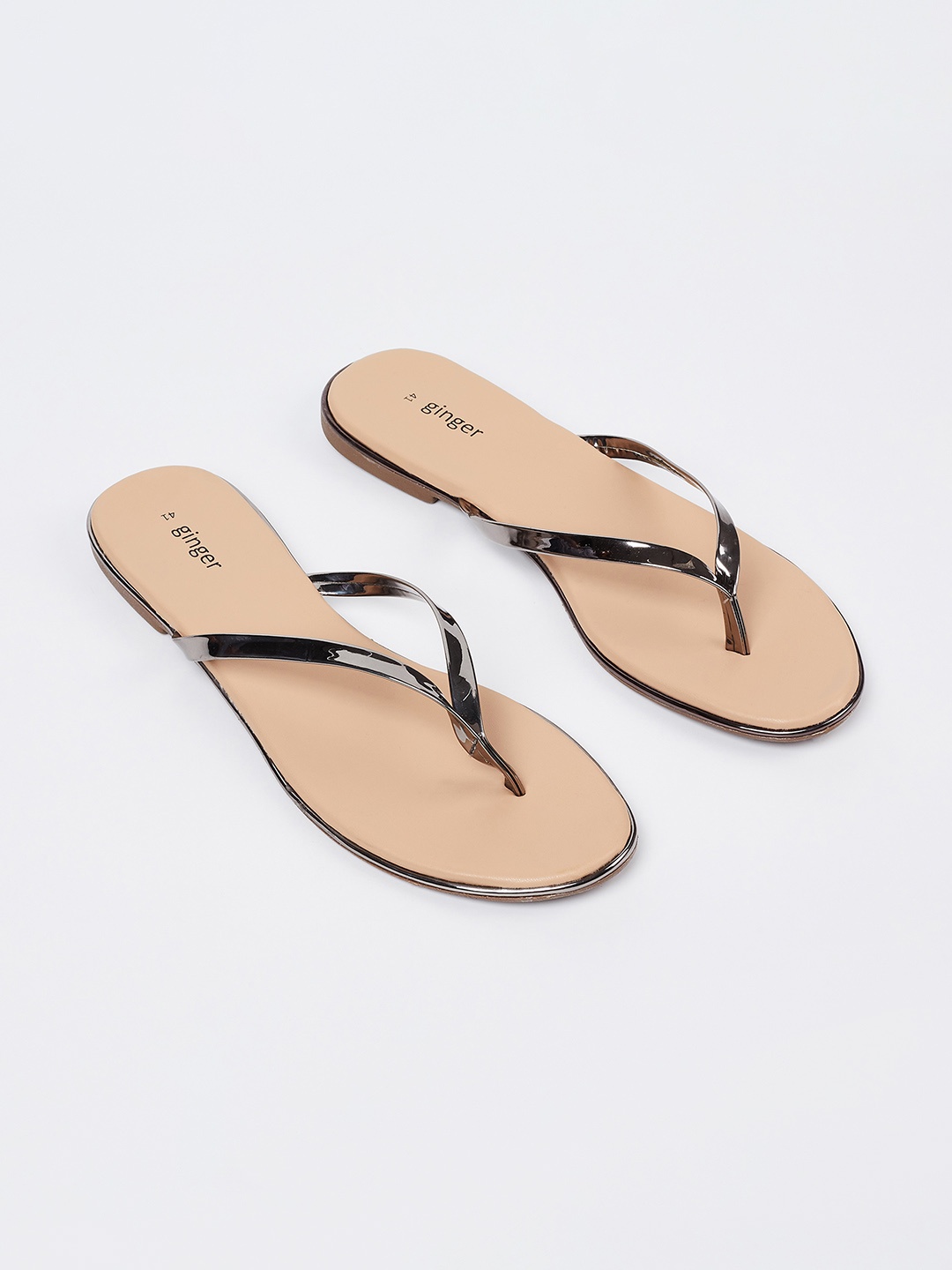 

Ginger by Lifestyle Women Gunmetal-Toned Solid T-Strap Flats, Metallic