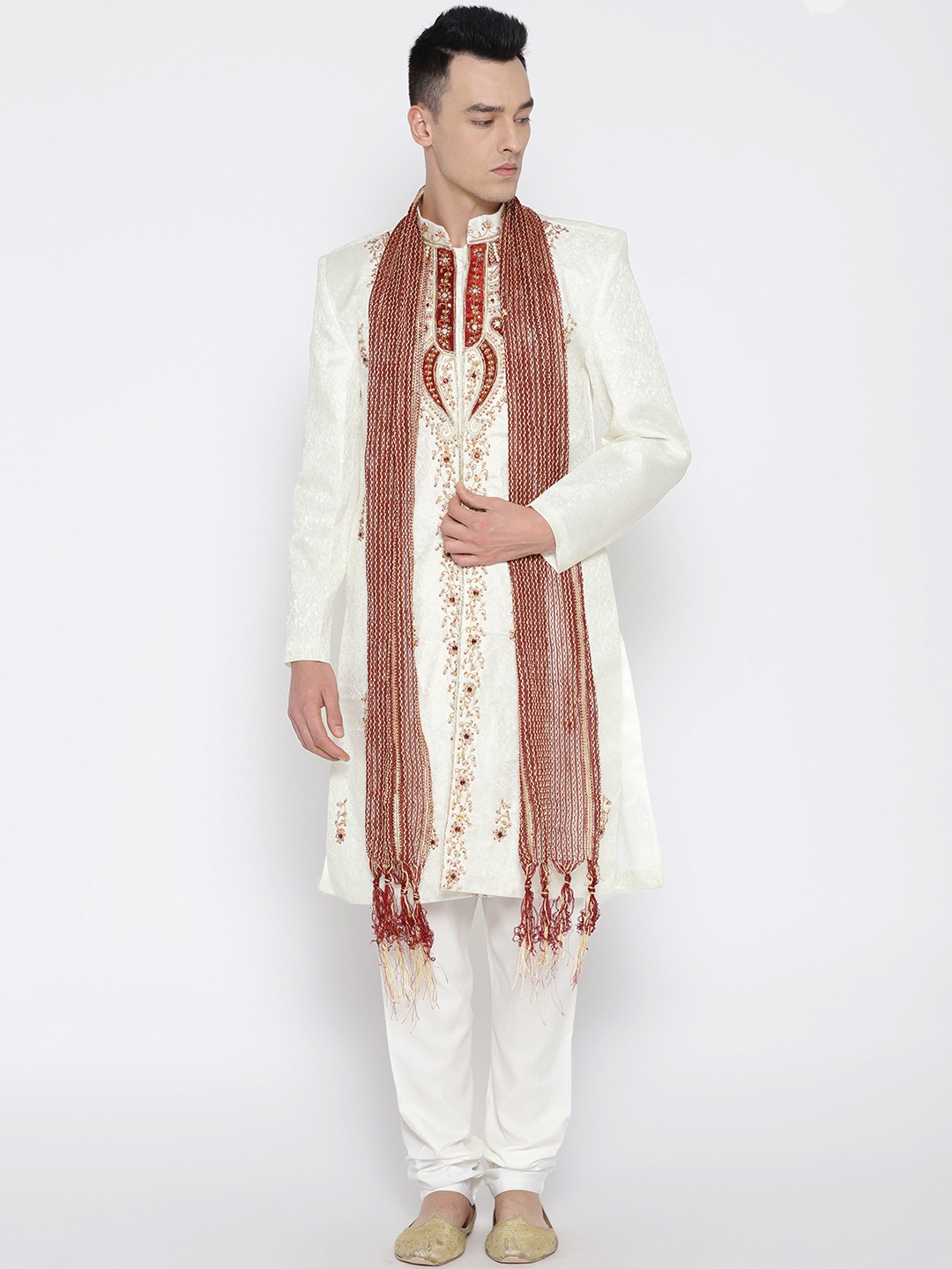 

SG LEMAN Men Cream-Coloured & Off White Embellished Raw Silk Sherwani