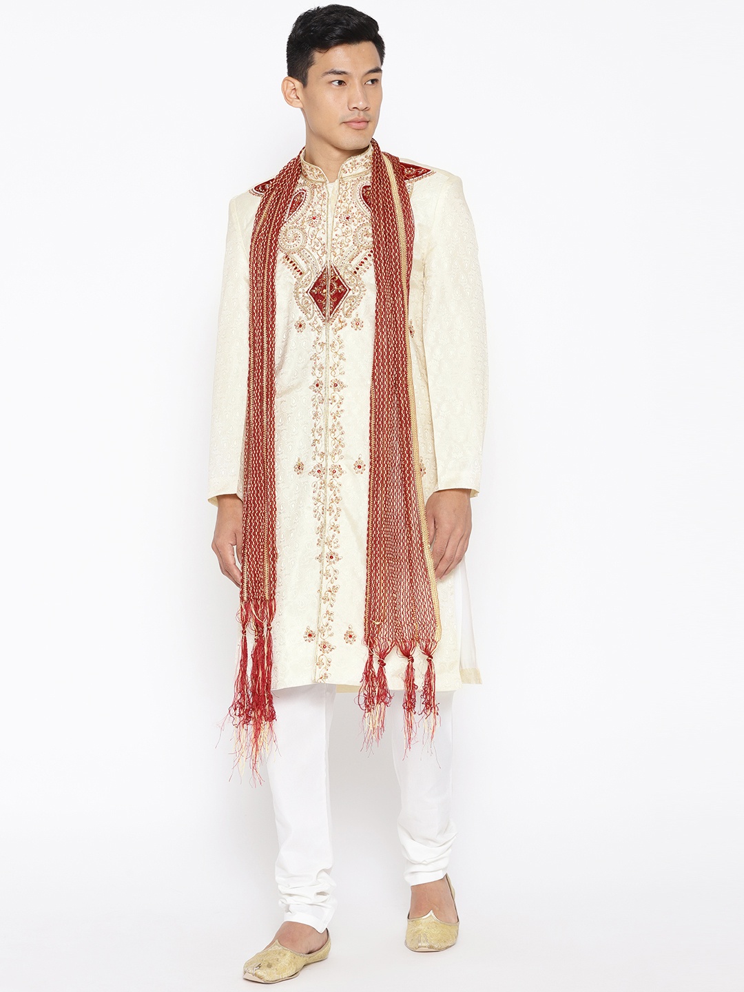 

SG LEMAN Men Cream-Coloured & Off-White Embellished Raw Silk Sherwani