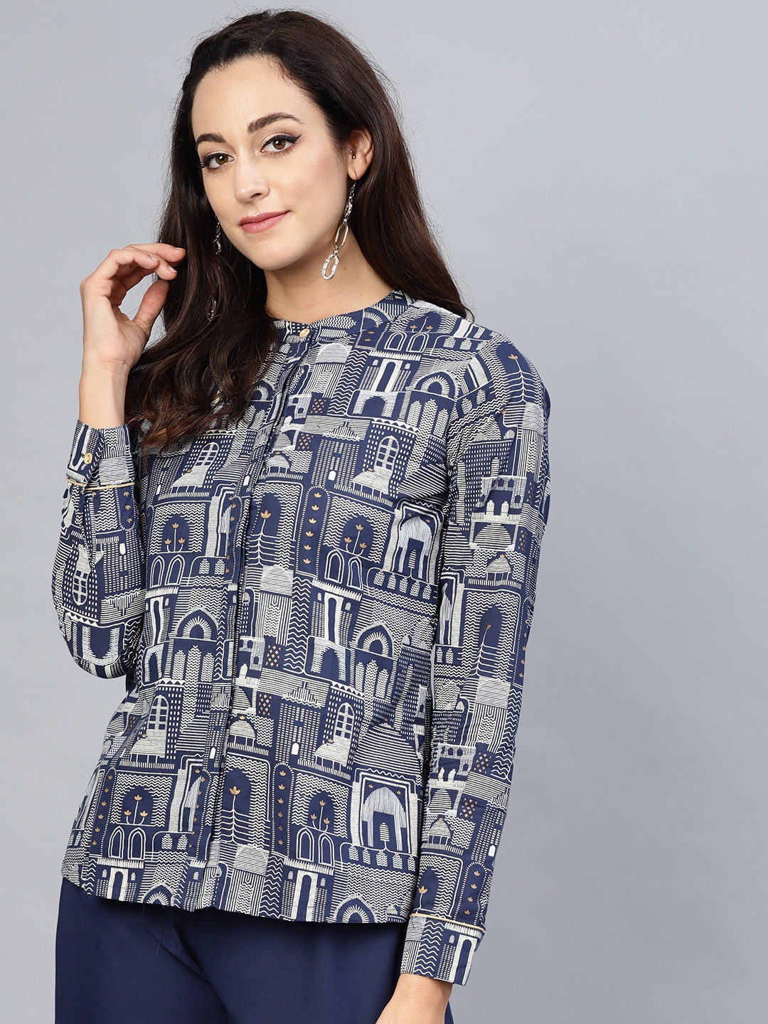 

AKS Women Navy Blue & Off-White Regular Fit Printed Casual Shirt
