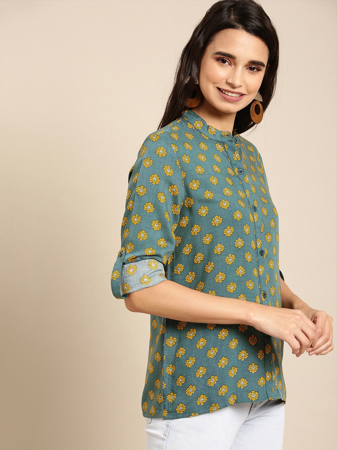 

DressBerry Women Green & Mustard Yellow Regular Fit Printed Casual Shirt