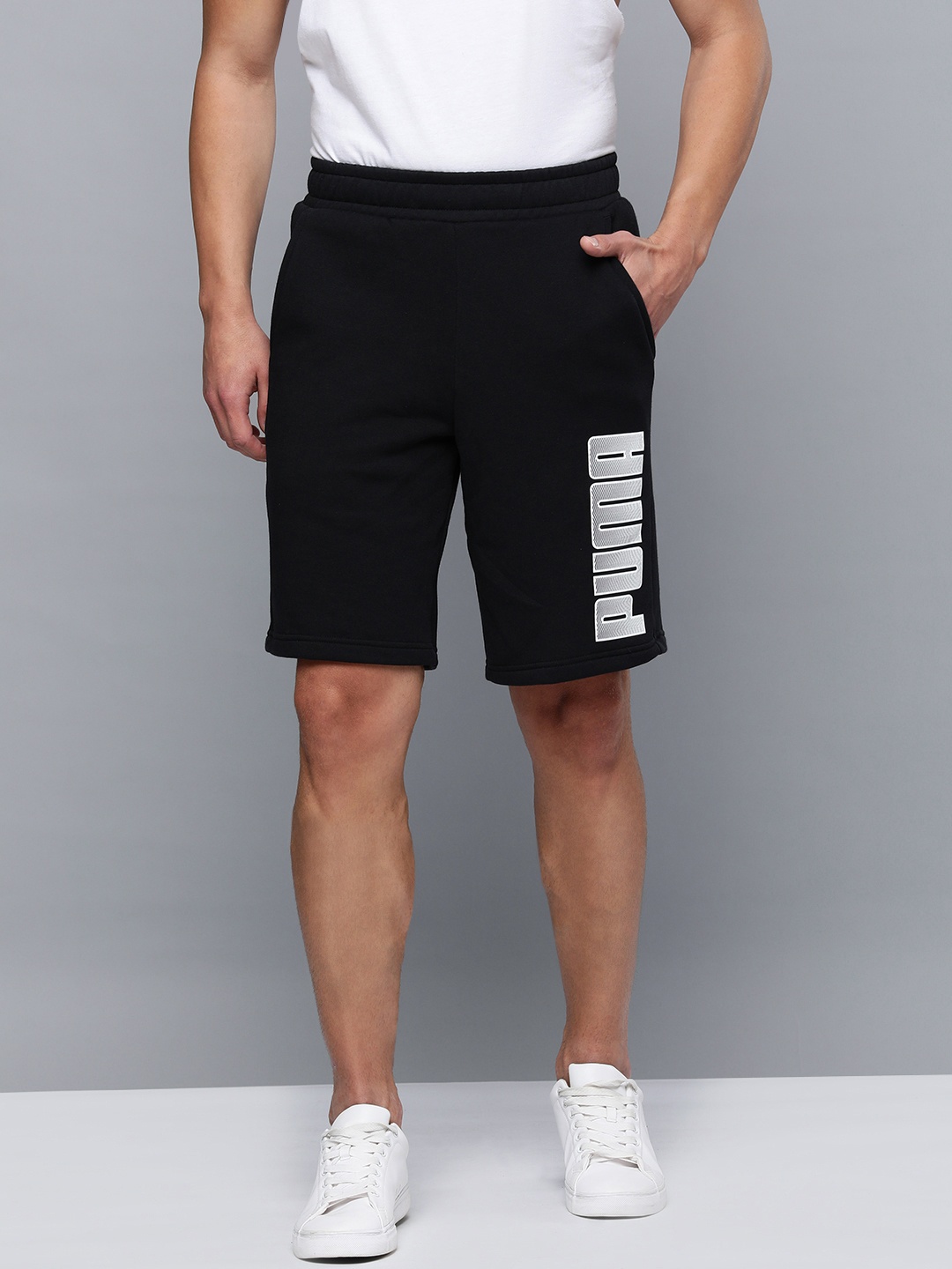 

Puma Men Black & White KA Shorts FL 10" Printed Sports Shorts