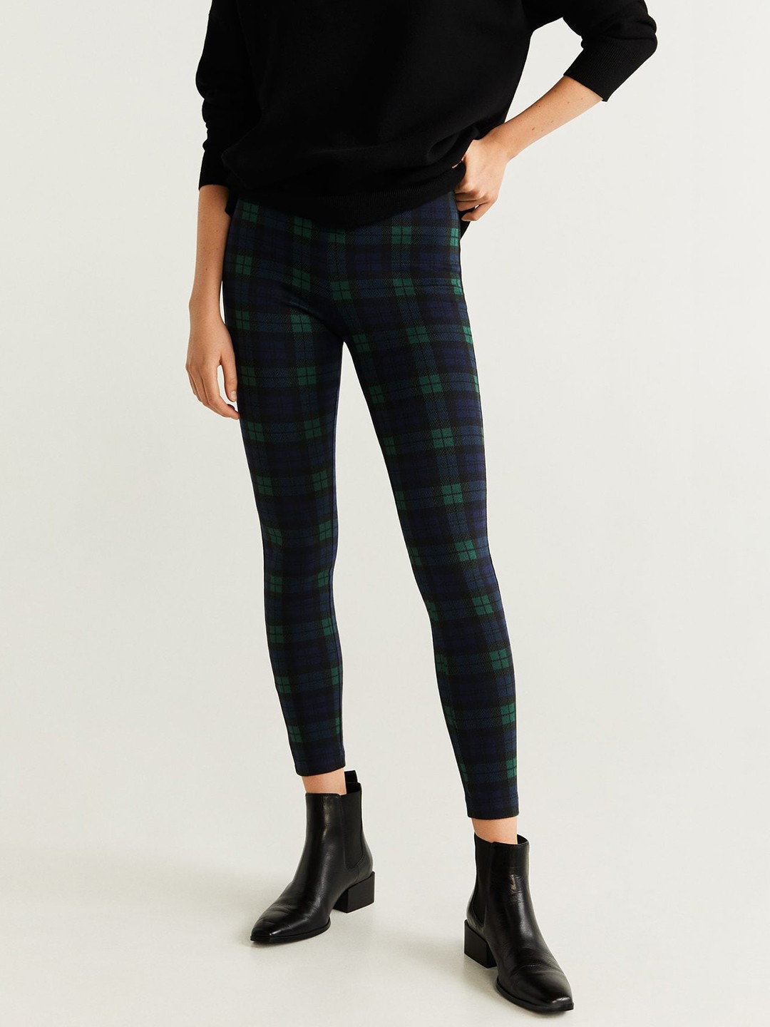 

MANGO Women Green & Navy Blue Checked Leggings