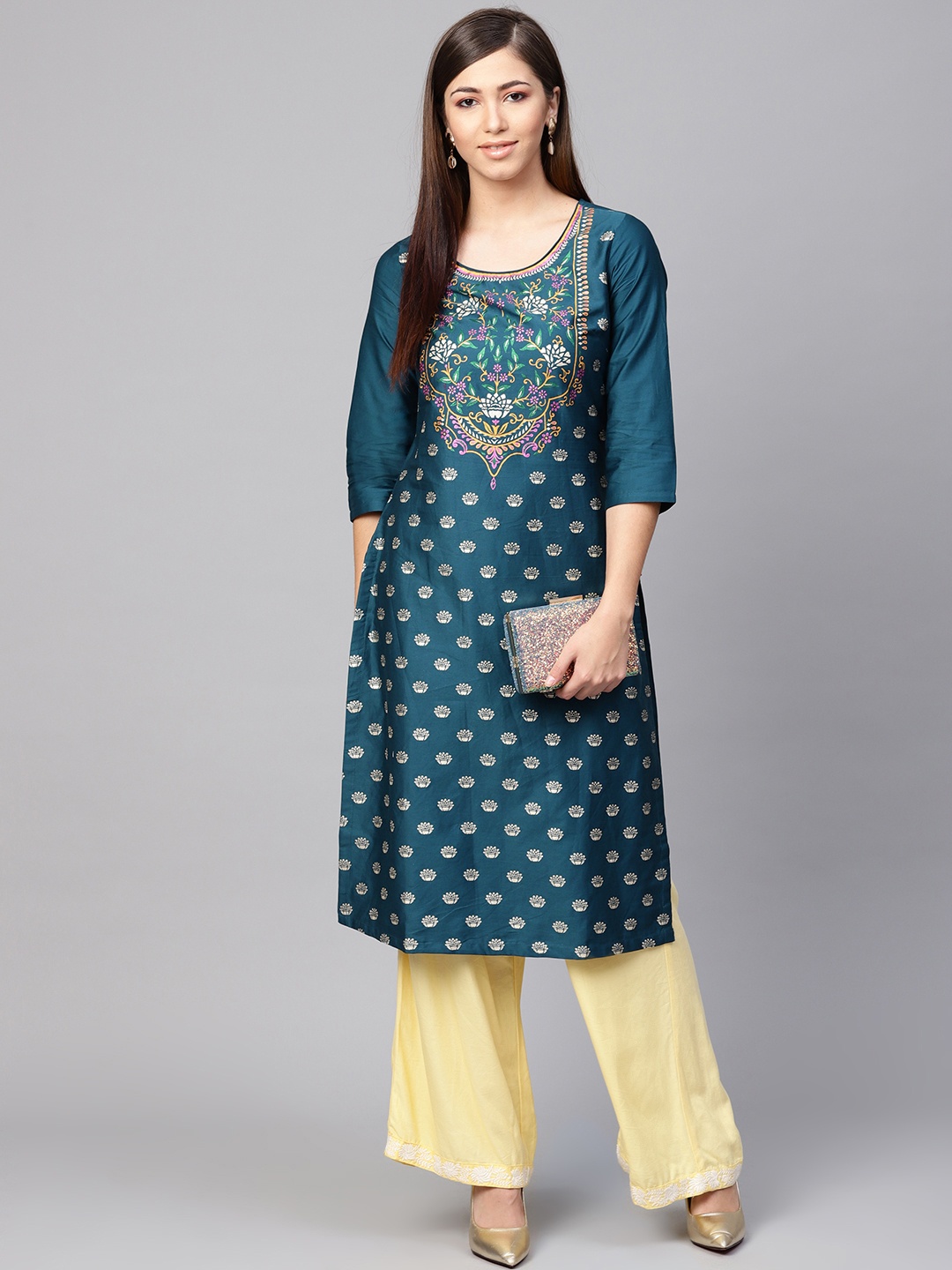

Biba Women Navy & Golden Foil Print Straight Kurta, Navy blue