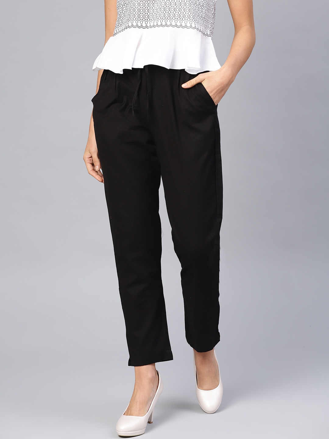 

Myshka Women Black Slim Fit Solid Regular Trousers