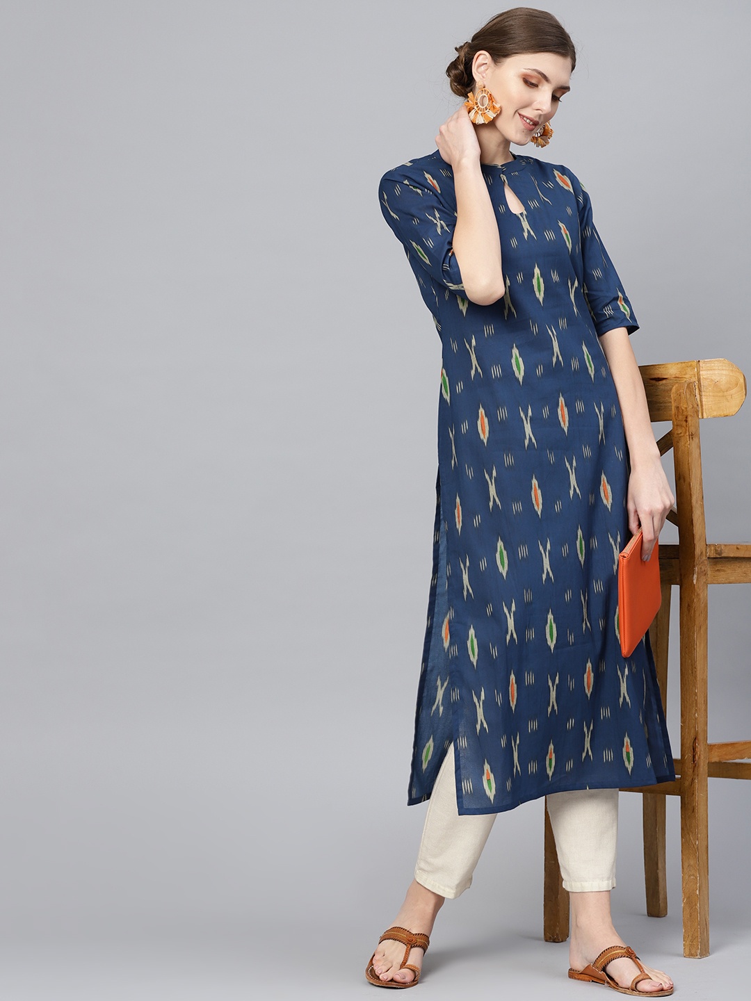 

Libas Women Navy Blue & Beige Printed Straight Kurta
