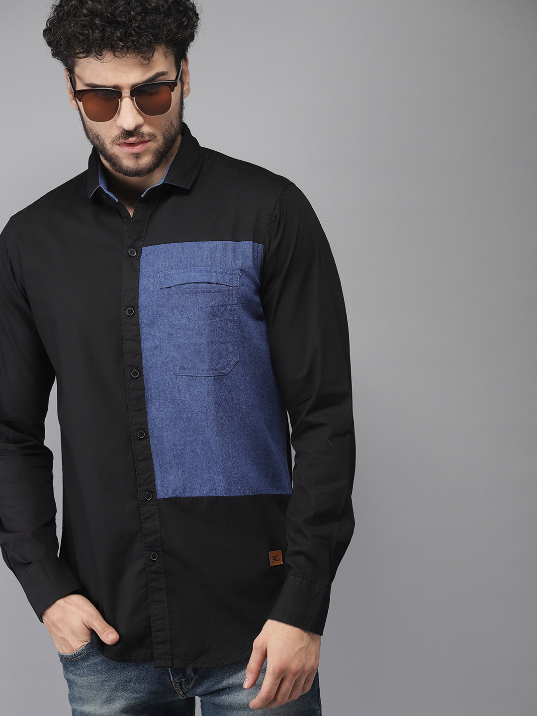 

Campus Sutra Men Black & Blue Regular Fit Colourblocked Casual Shirt
