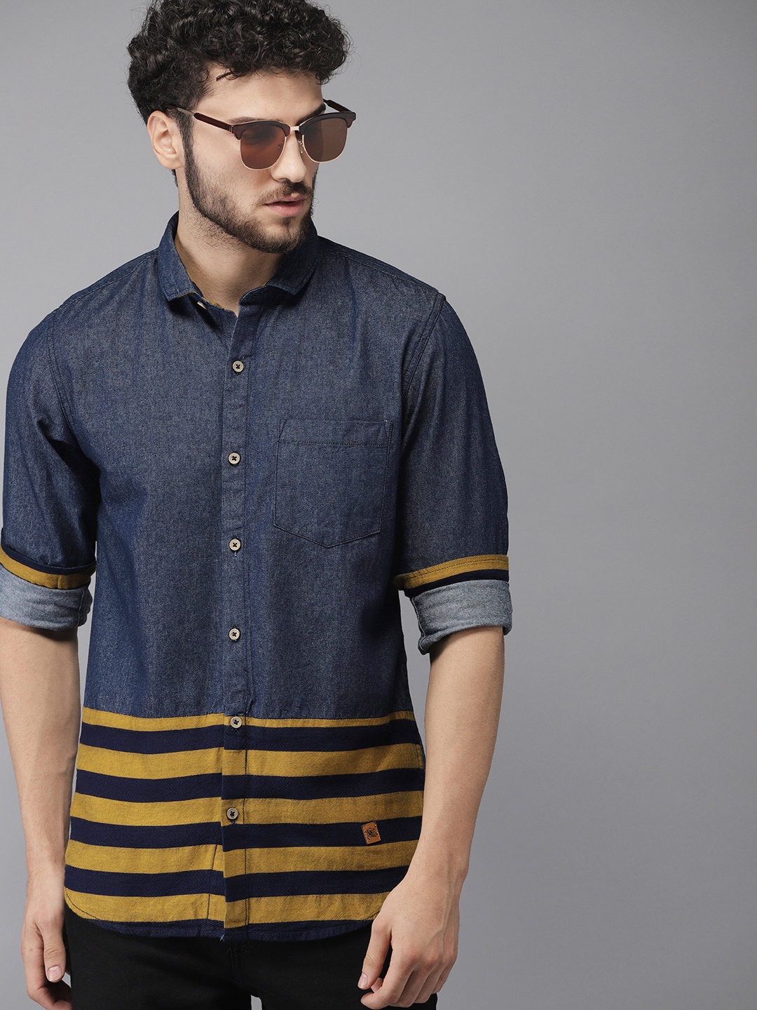 

Campus Sutra Men Blue & Mustard Yellow Regular Fit Striped Denim Casual Shirt