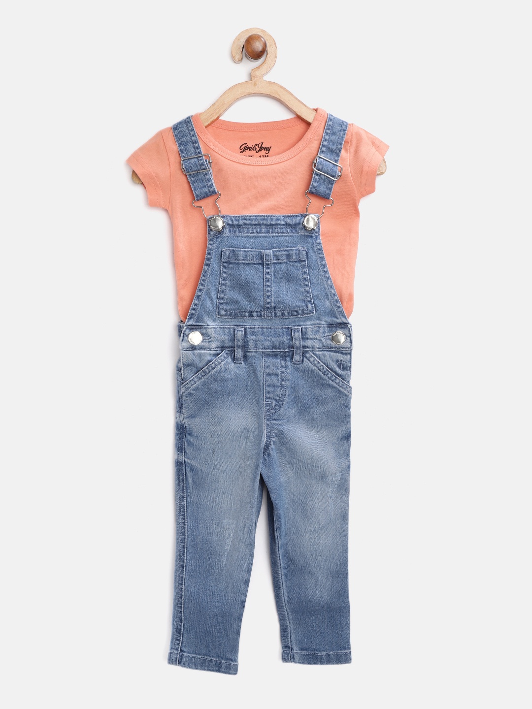 

Gini and Jony Girls Blue & Peach-Coloured Solid T-shirt with Dungarees