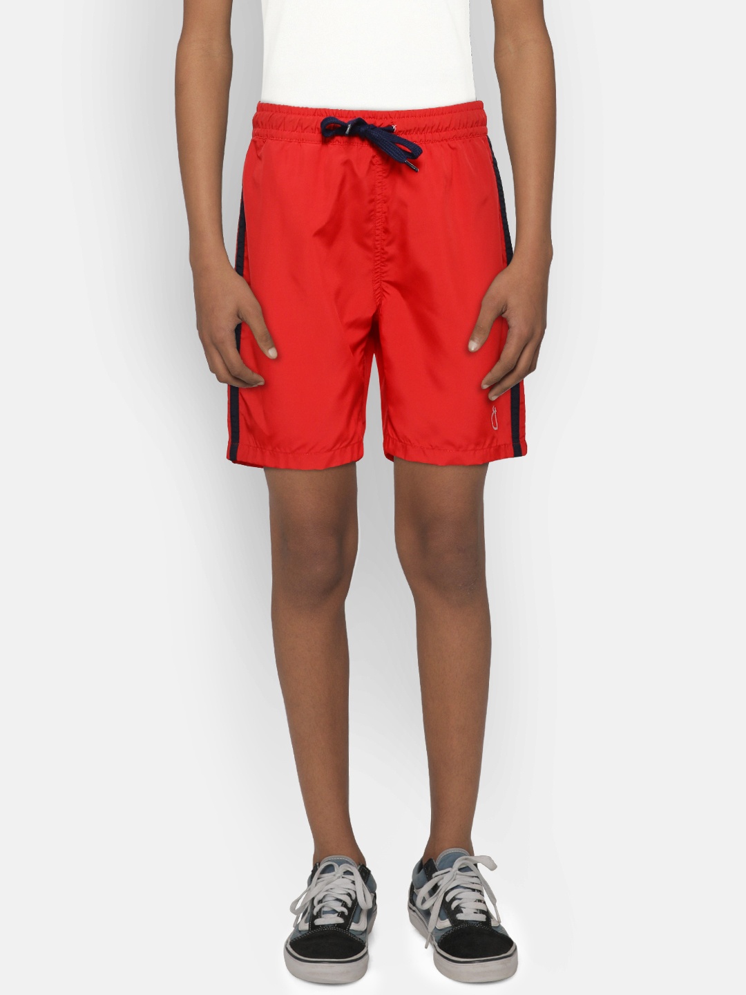 

Gini and Jony Boys Red Solid Campus Fit Regular Shorts