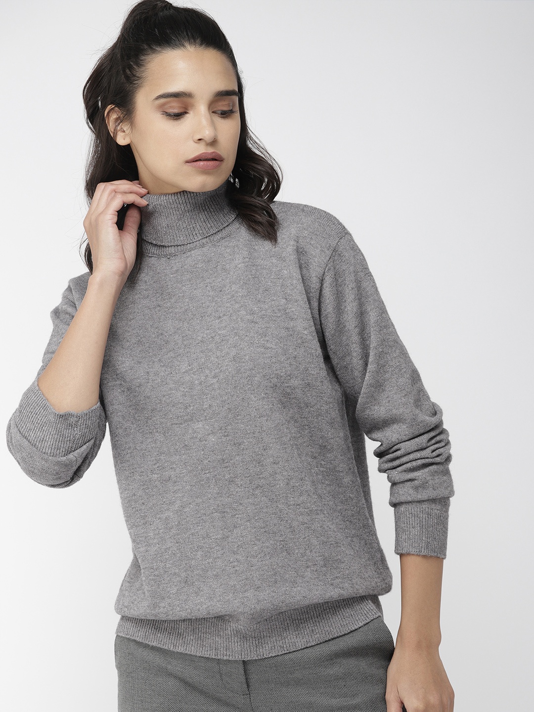 

FOREVER 21 Women Grey Solid Turtle Neck Sweater