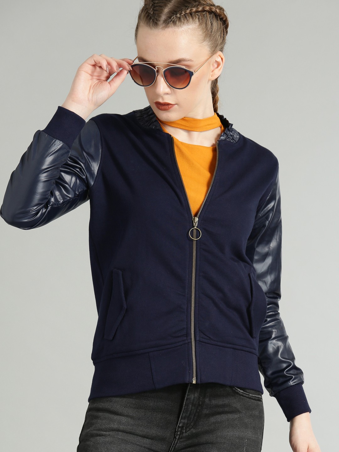 

The Roadster Lifestyle Co Women Navy Blue Solid Sweatshirt