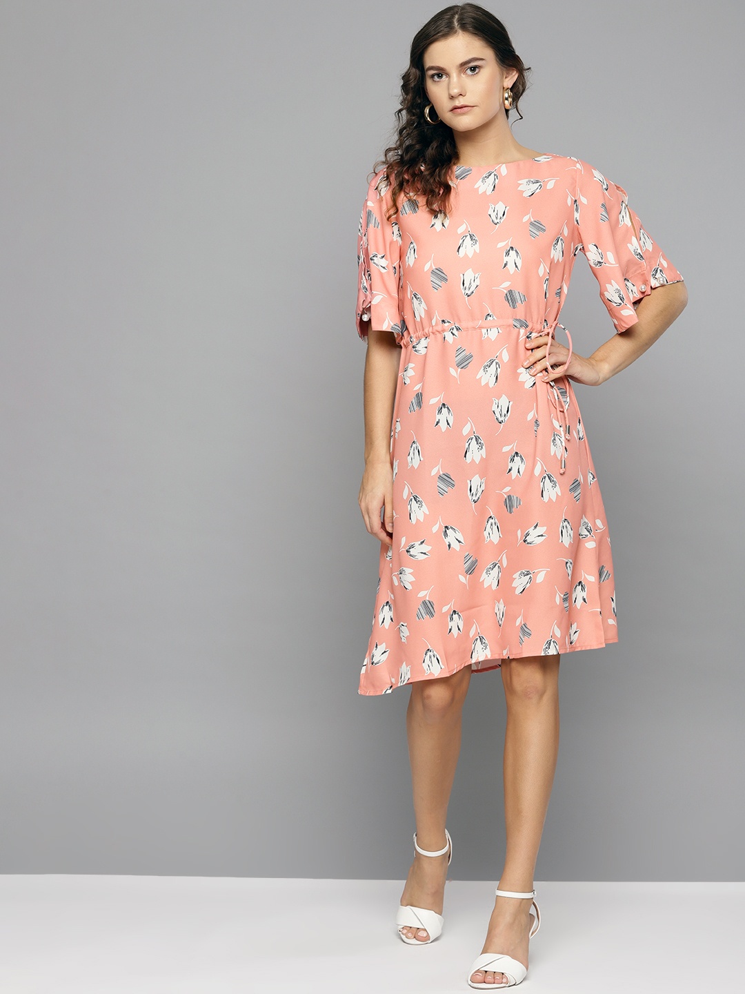 

RARE Women Peach-Coloured & White Floral Printed A-Line Dress
