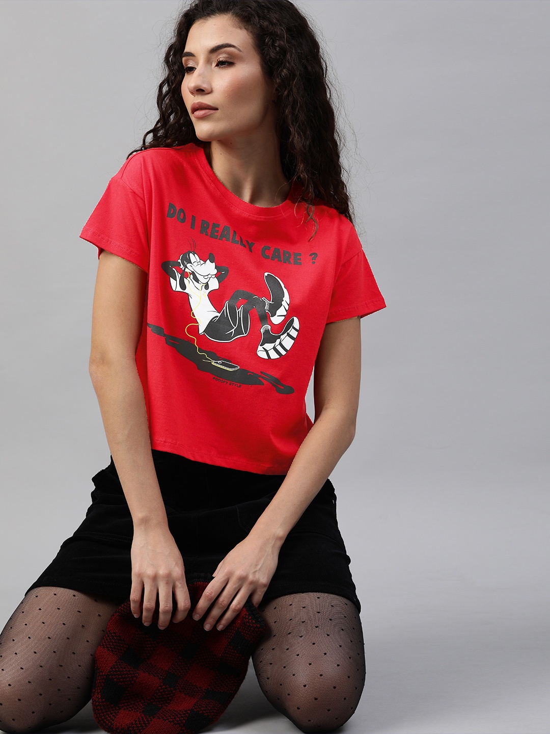 

Kook N Keech Disney Women Red Goofy Printed Round Neck Pure Cotton T-shirt