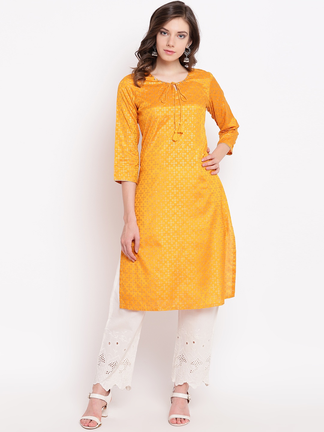 

Rangriti Women Yellow & Golden Printed Straight Kurta