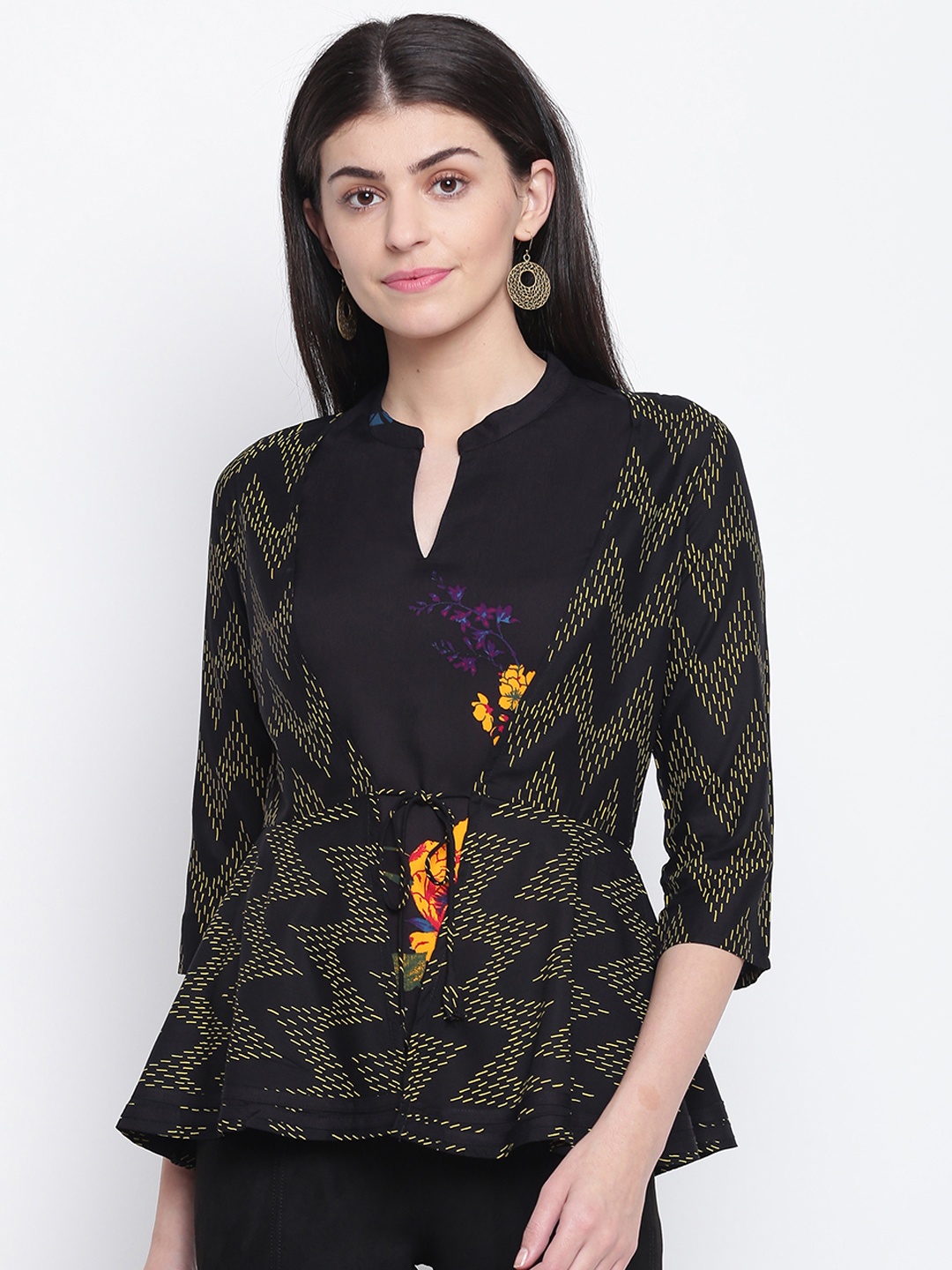 

Rangriti Women Black & Yellow Printed A-Line Top With Ethnic Jacket