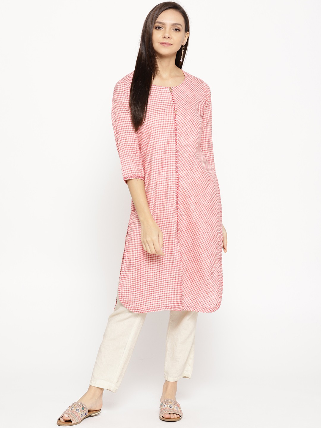 

Rangriti Women Off-White & Red Checked Straight Kurta