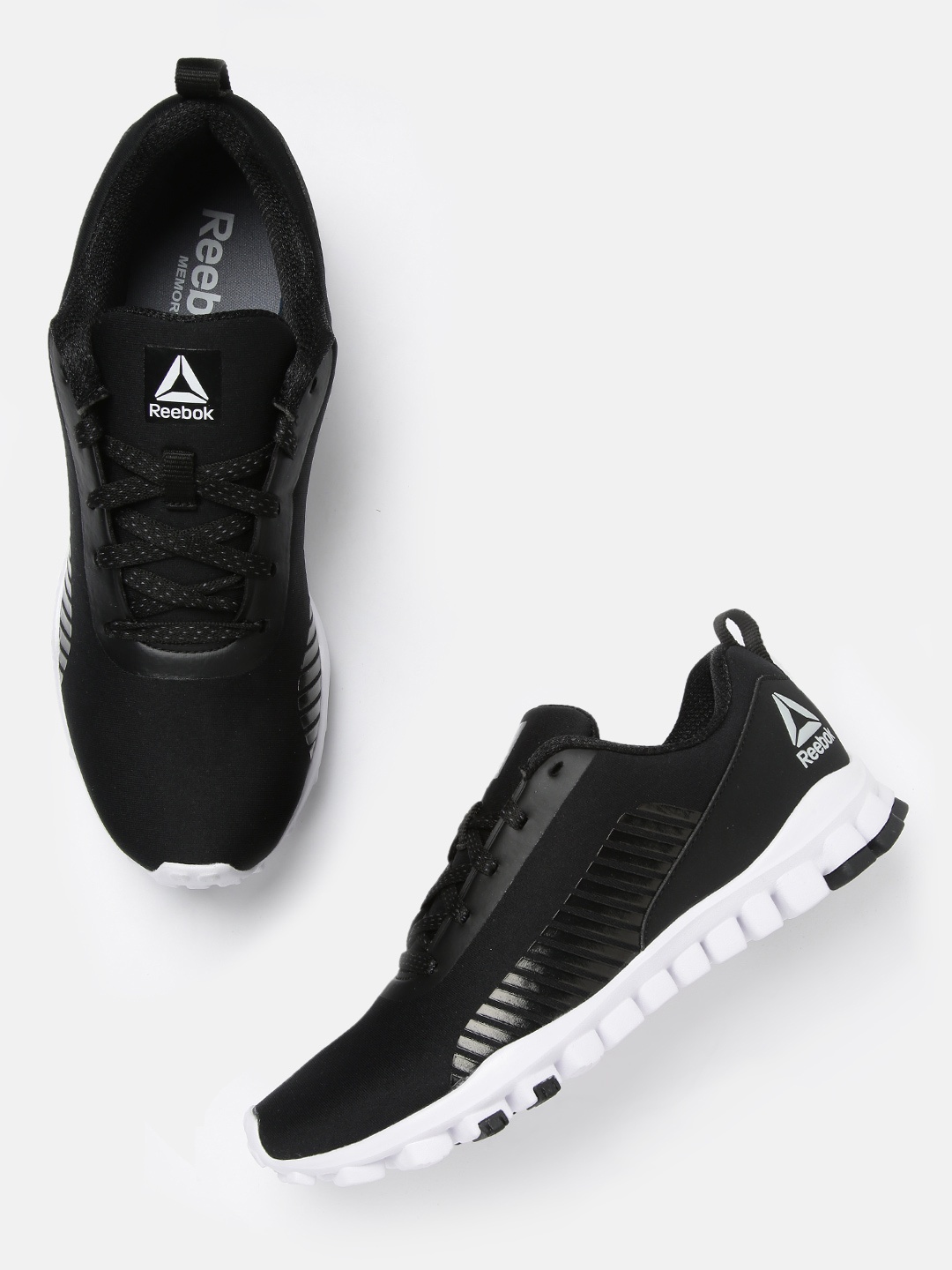 

Reebok Men Black Solid Esoterra Flex LP Running Shoes
