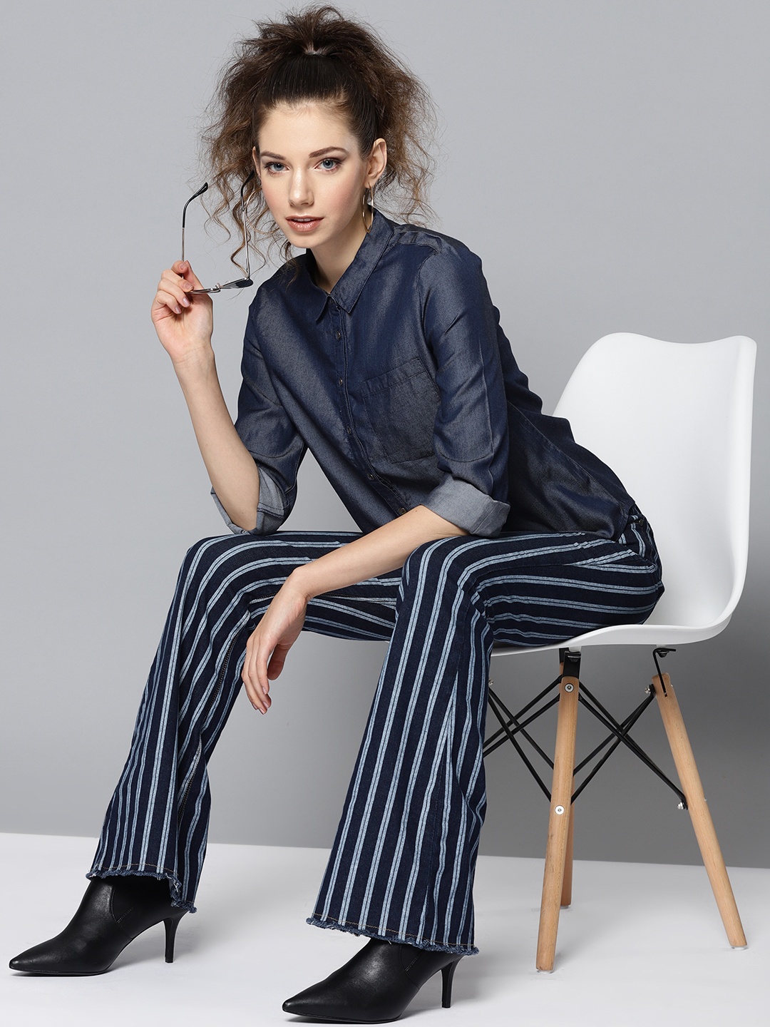 

STREET 9 Women Navy Regular Fit Solid Chambray Shirt, Navy blue