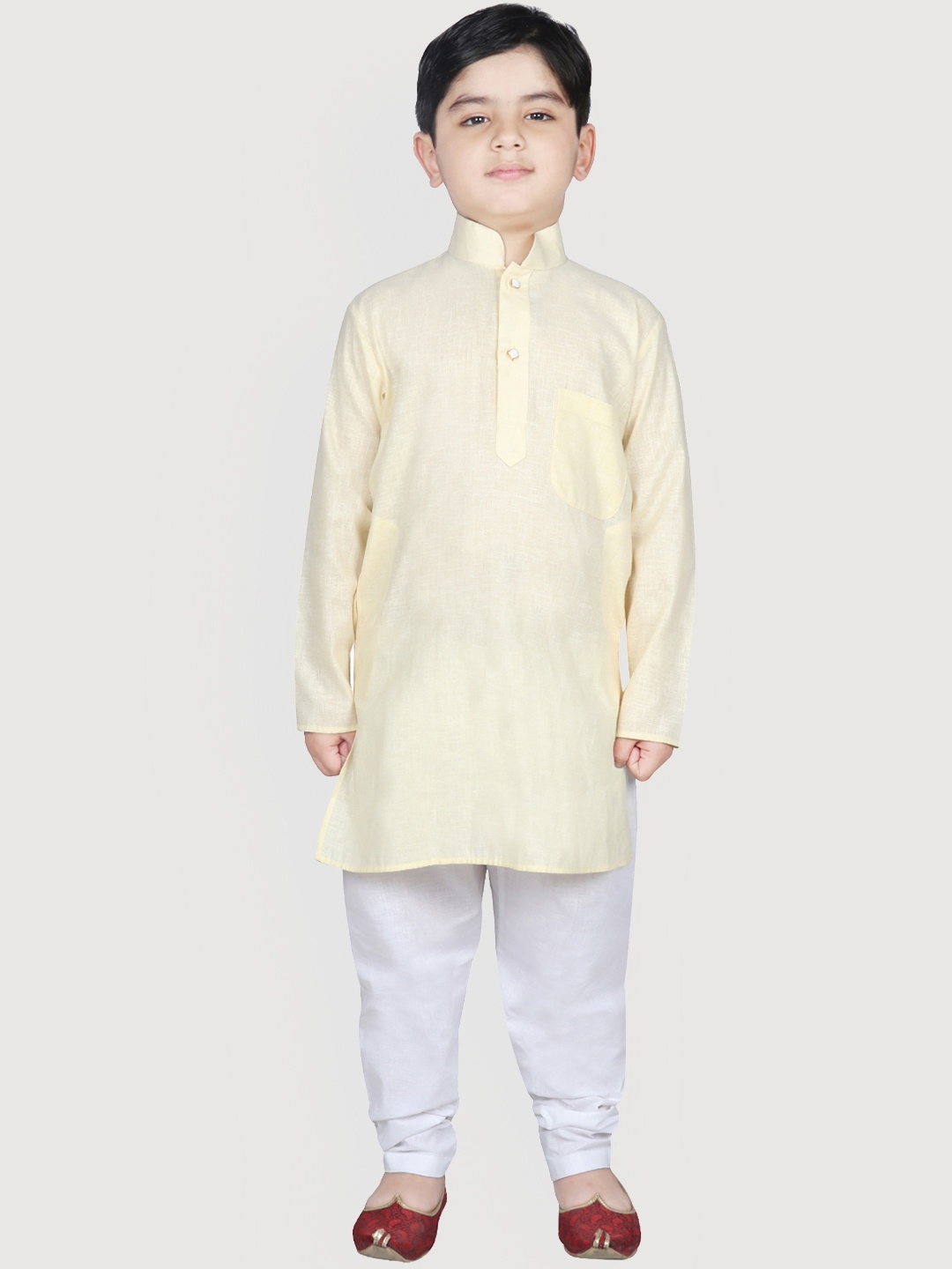 

SG YUVRAJ Boys Yellow & White Solid Brocade Kurta with Pyjamas