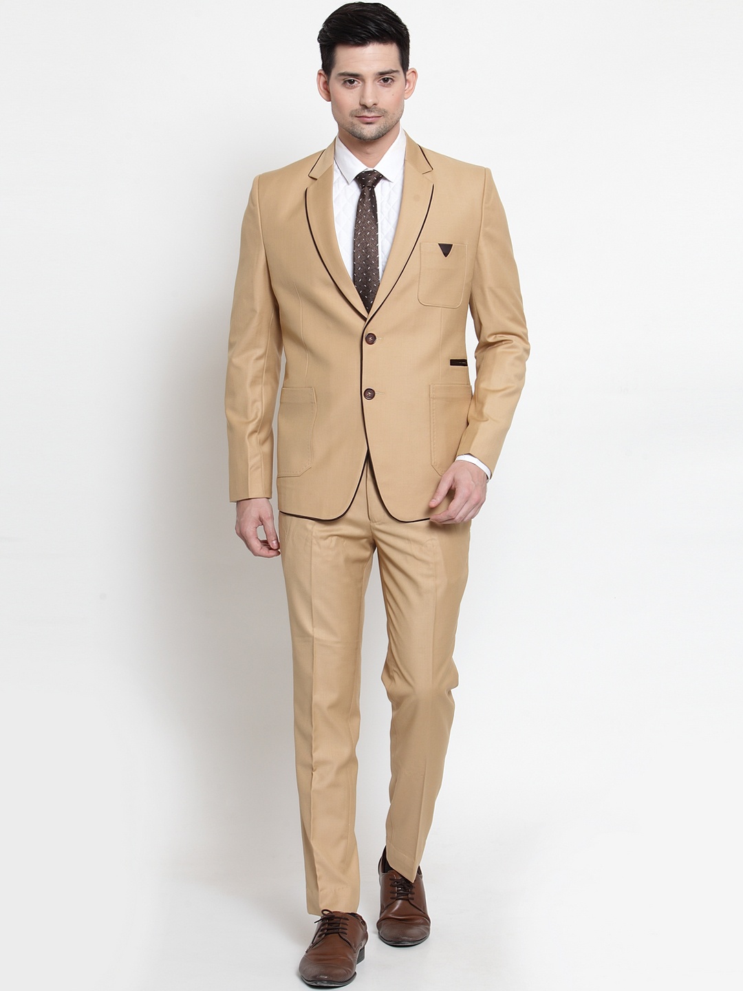 

LUXURAZI Men Beige Solid Slim-Fit Single-Breasted Two-Piece Suit