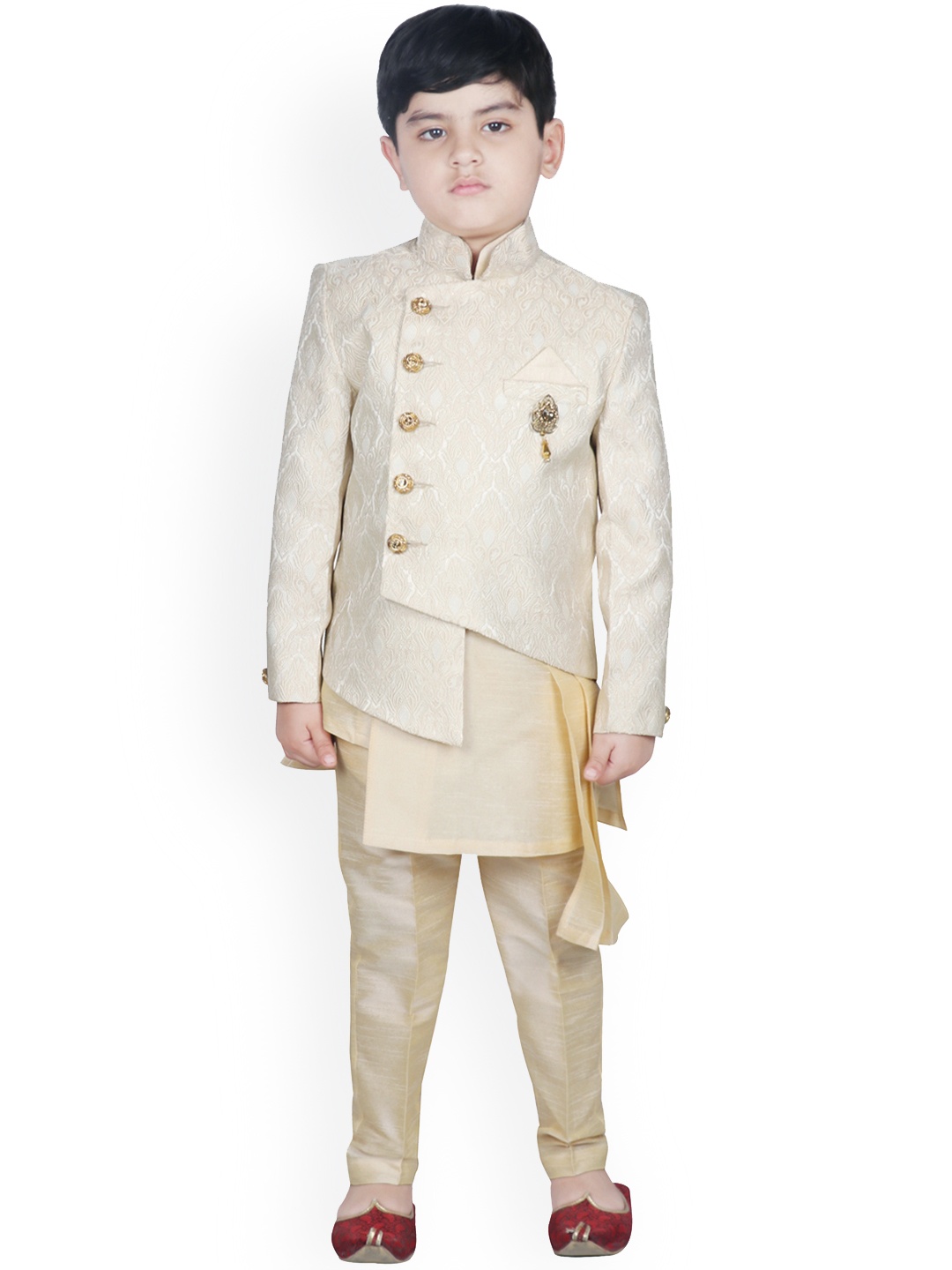 

SG YUVRAJ Boys Cream-Coloured Self Design Kurta with Trousers & Jacket