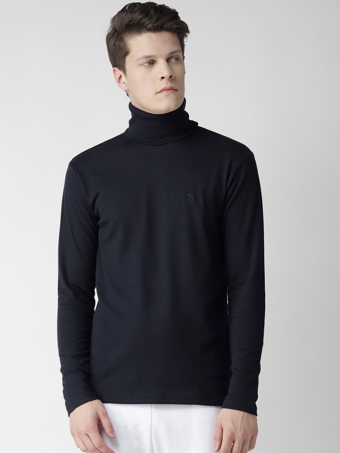 

CHKOKKO Men Navy Blue Solid Turtle Neck T-shirt