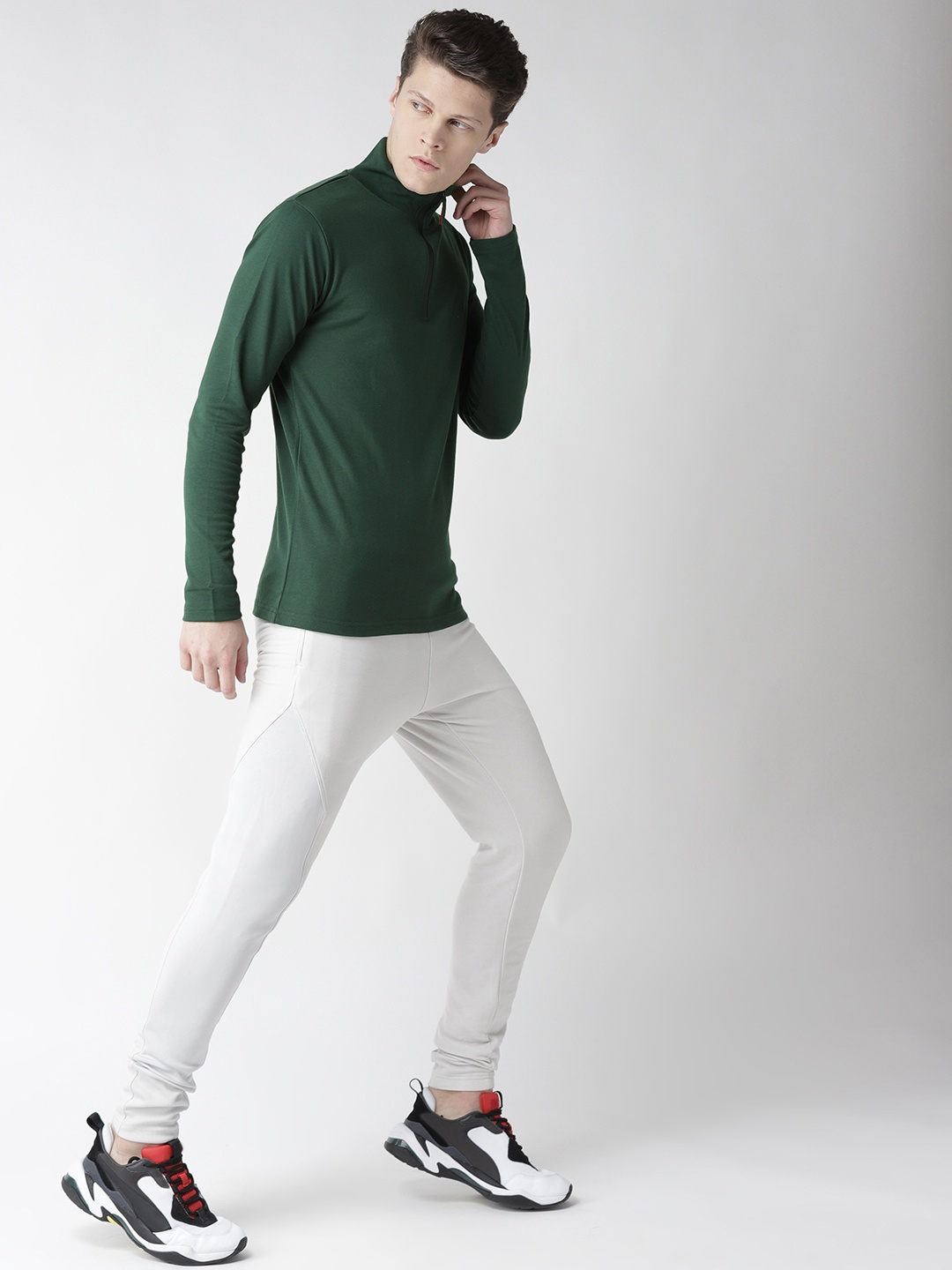 

CHKOKKO Men Green Solid High Neck T-shirt