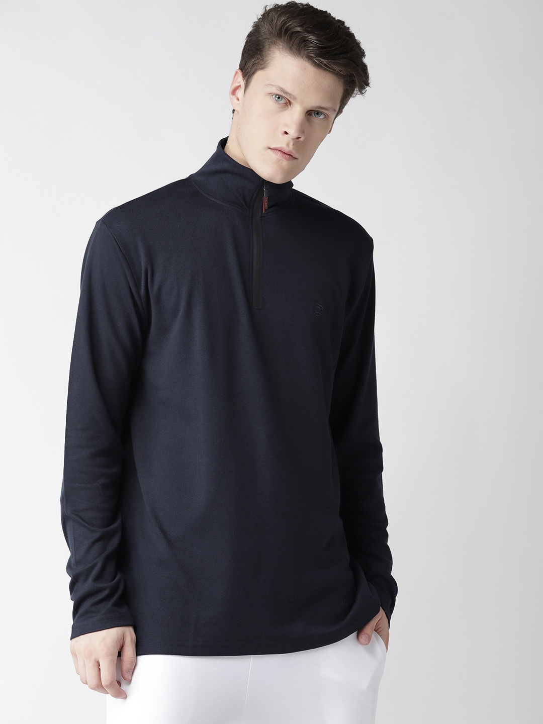 

Chkokko Men Navy Blue Solid High Neck T-shirt