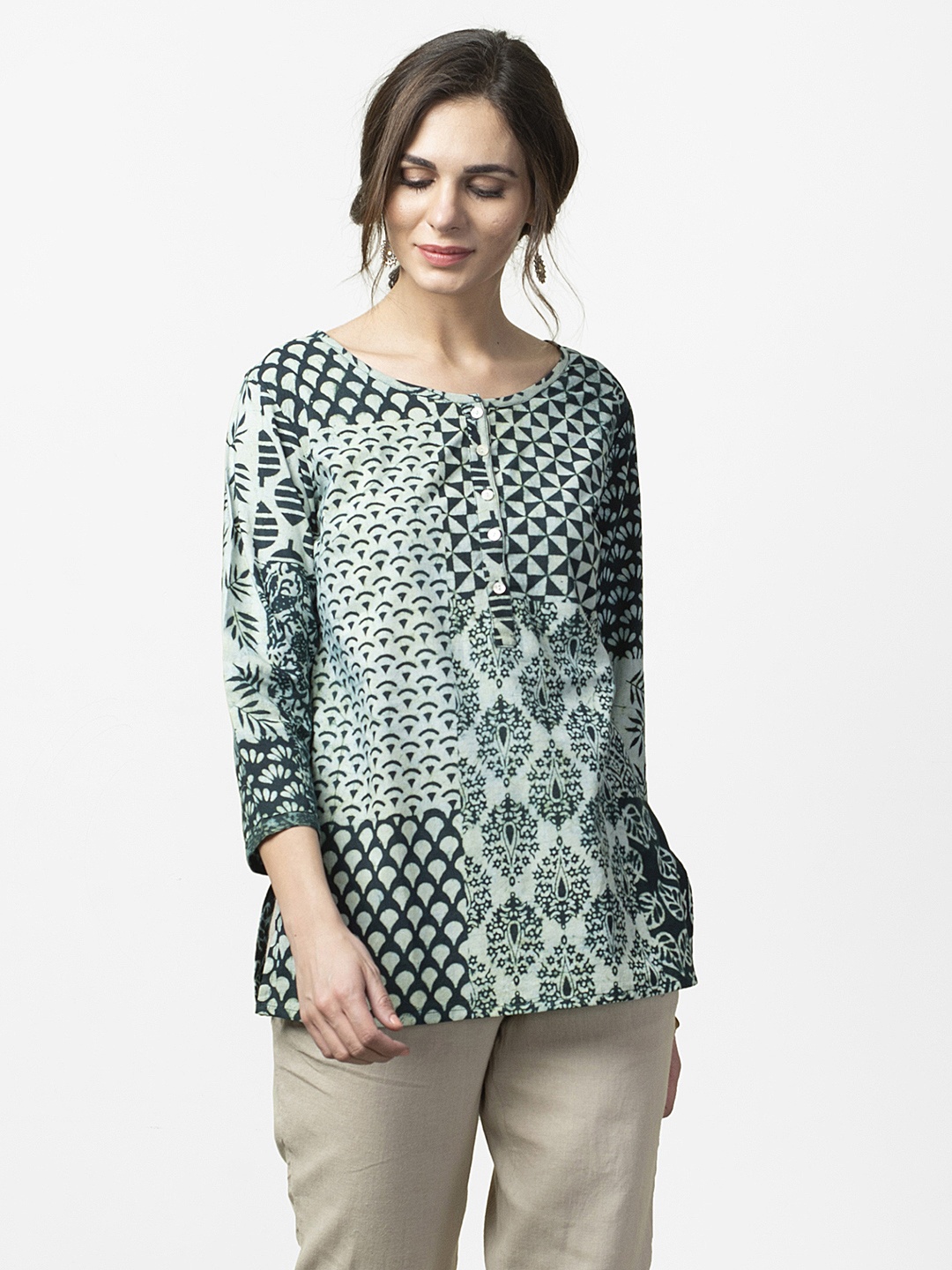 

Fabindia Women Green & Off-White Printed Pure Cotton Kurti