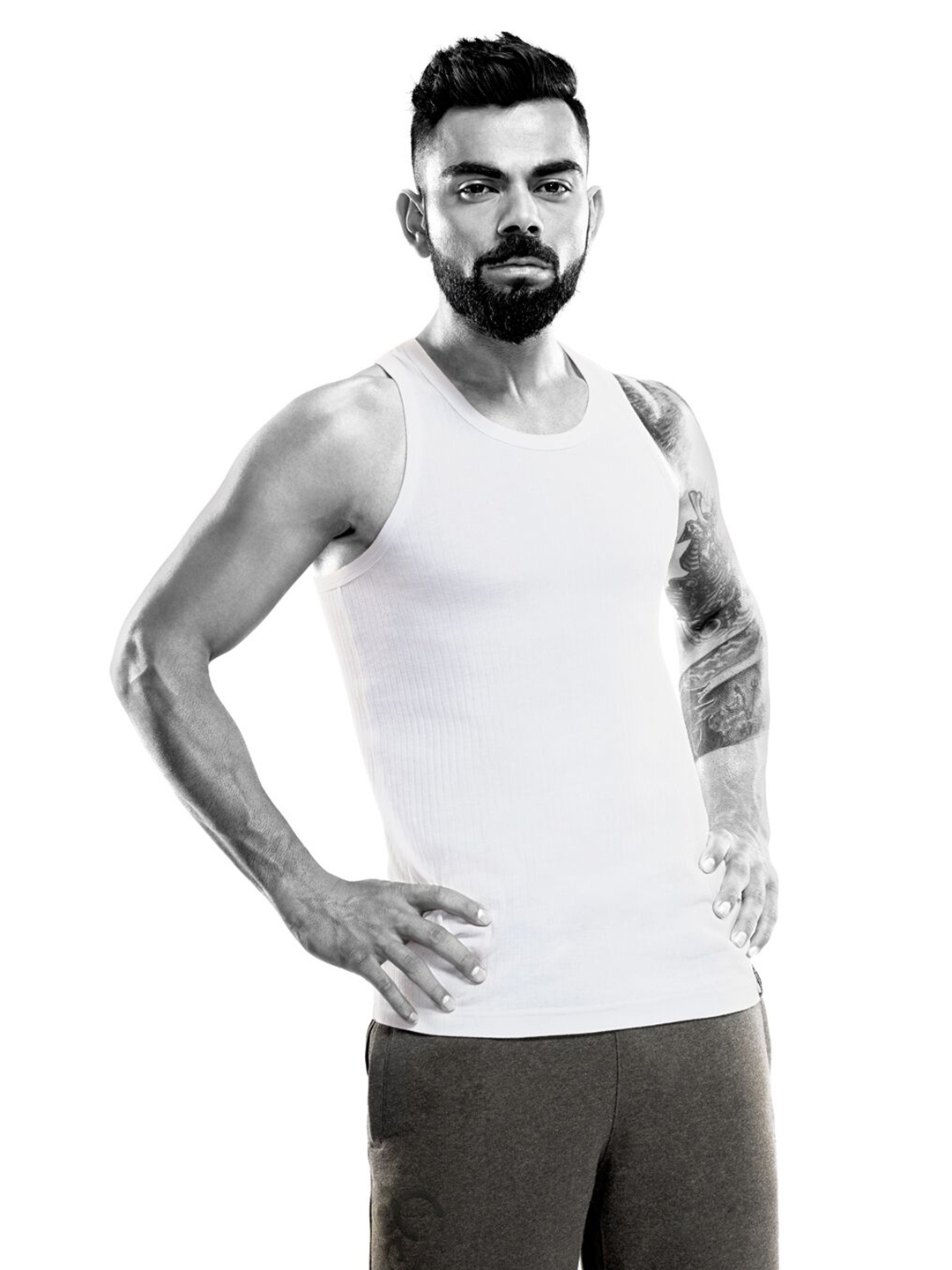 

one8 by Virat Kohli Men White Solid Innerwear Vest 112