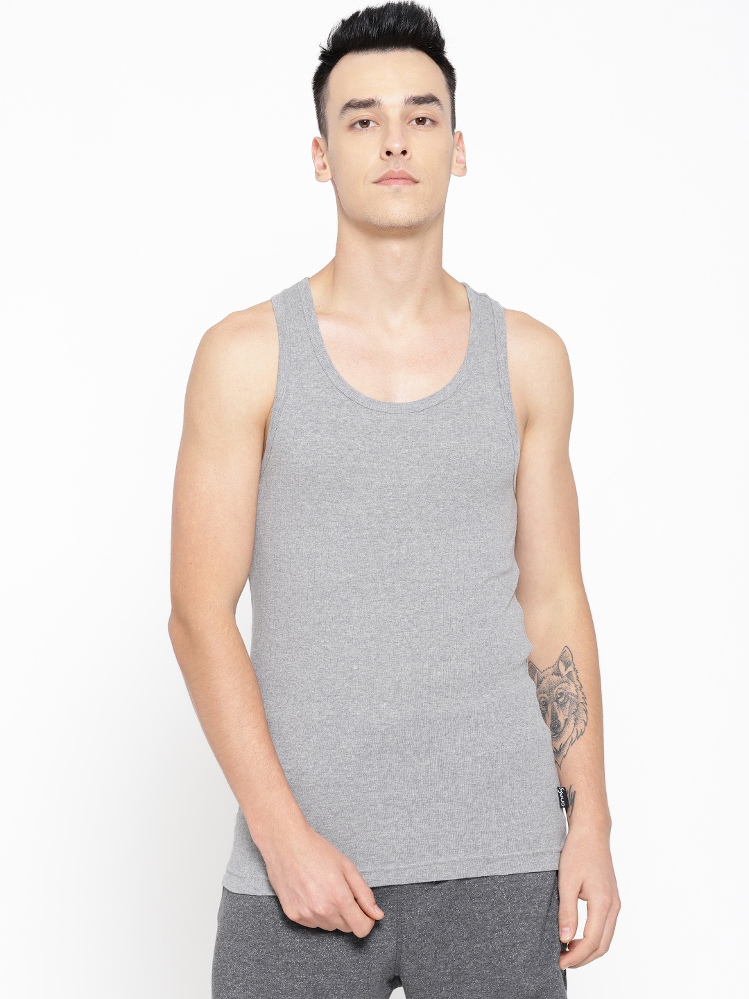 

one8 by Virat Kohli Men Grey Melange Ribbed Innerwear Vest 10486260