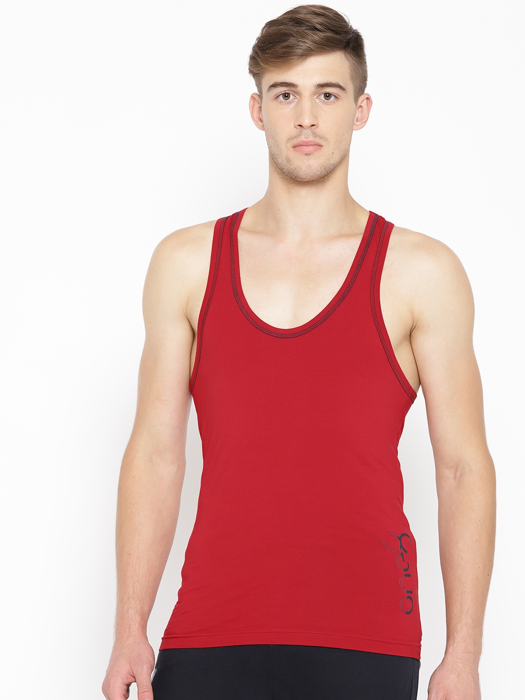 

one8 by Virat Kohli Men Red Solid Jogging Innerwear Vest 208