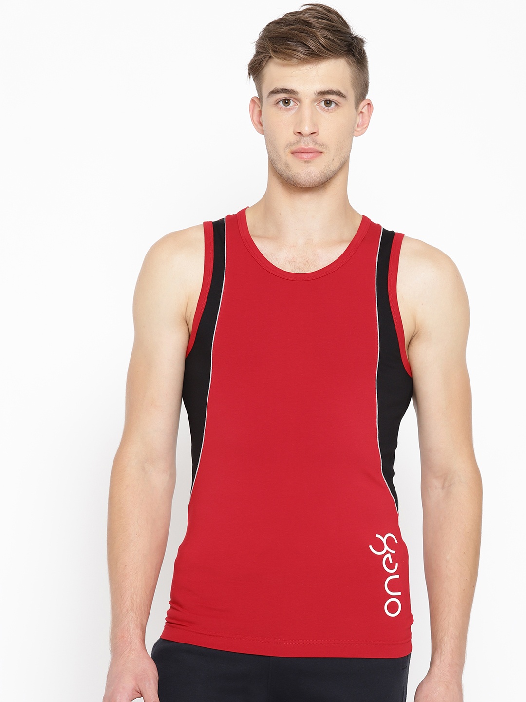 

one8 by Virat Kohli Men Red & Black Colourblocked Innerwear Vest 210