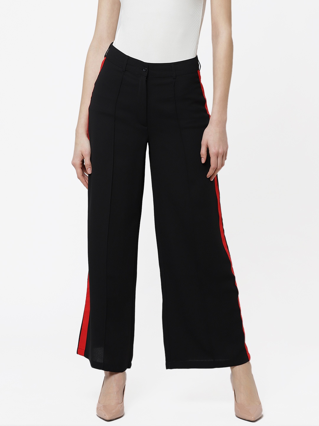 

DODO & MOA Women Black Regular Fit Solid Parallel Trousers