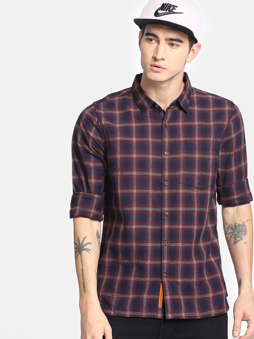 

SINGLE Men Navy Blue & Maroon Slim Fit Checked Casual Shirt