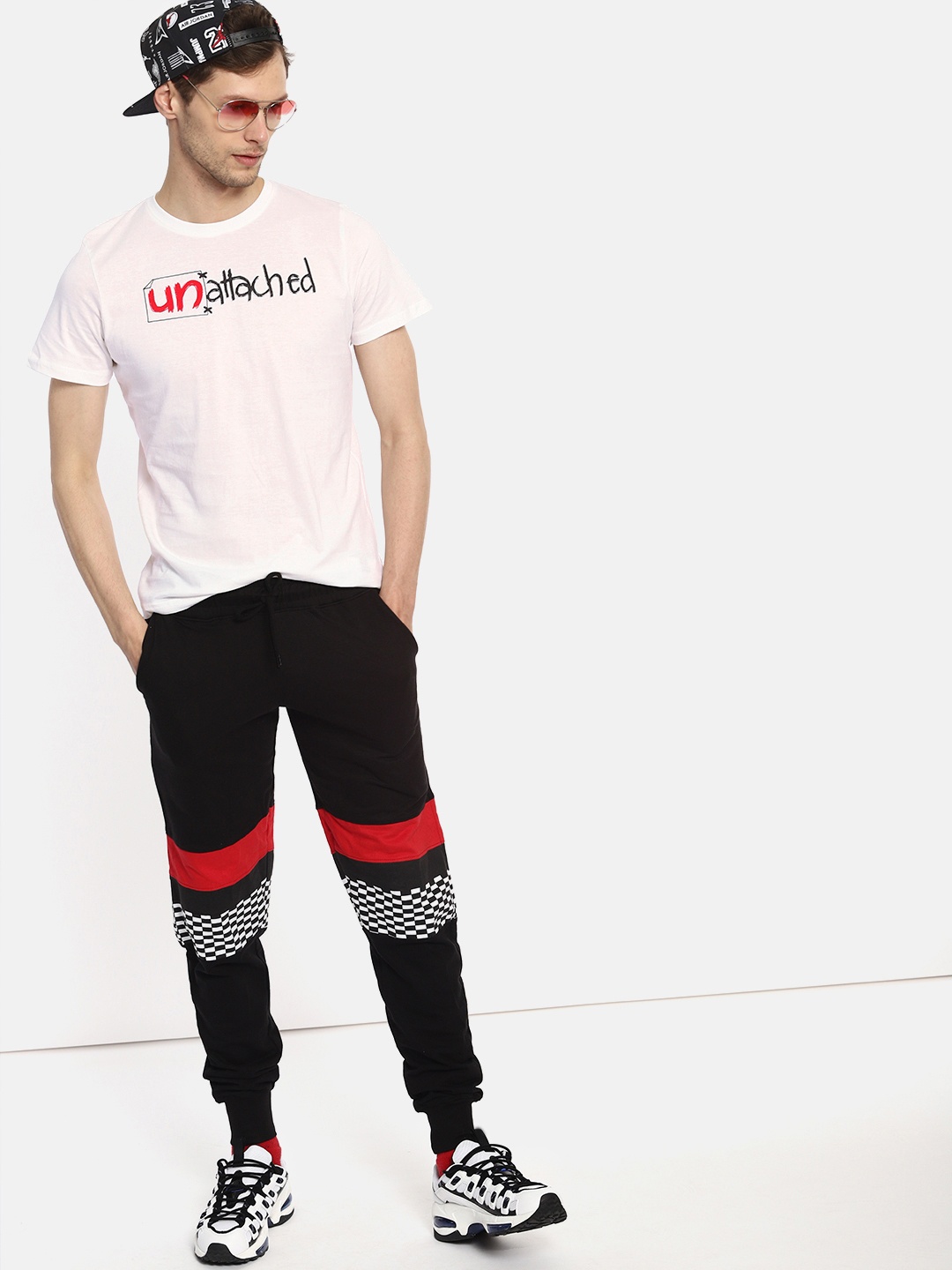 

SINGLE Men White Printed Round Neck Pure Cotton T-shirt