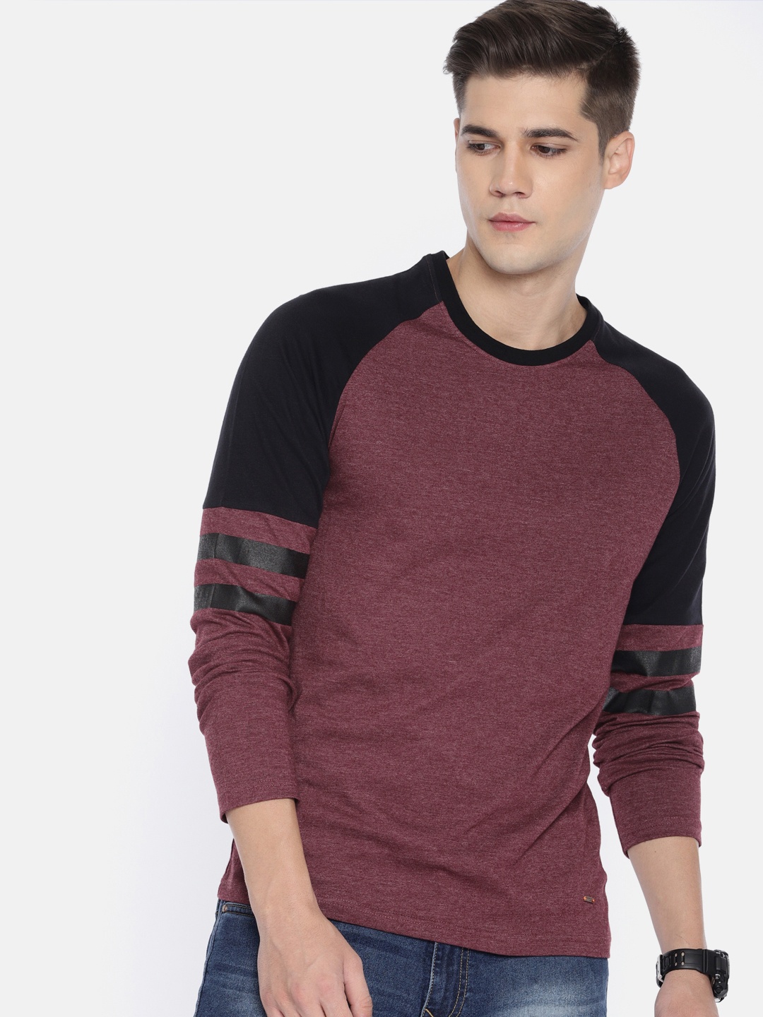 

SINGLE Men Burgundy Solid Round Neck Pure Cotton T-shirt