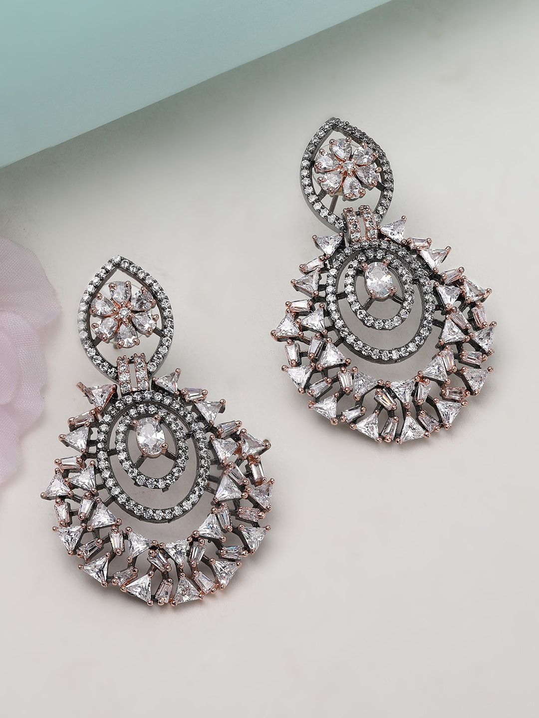 

Rubans Silver-Plated & White Handcrafted Leaf Shaped Drop Earrings