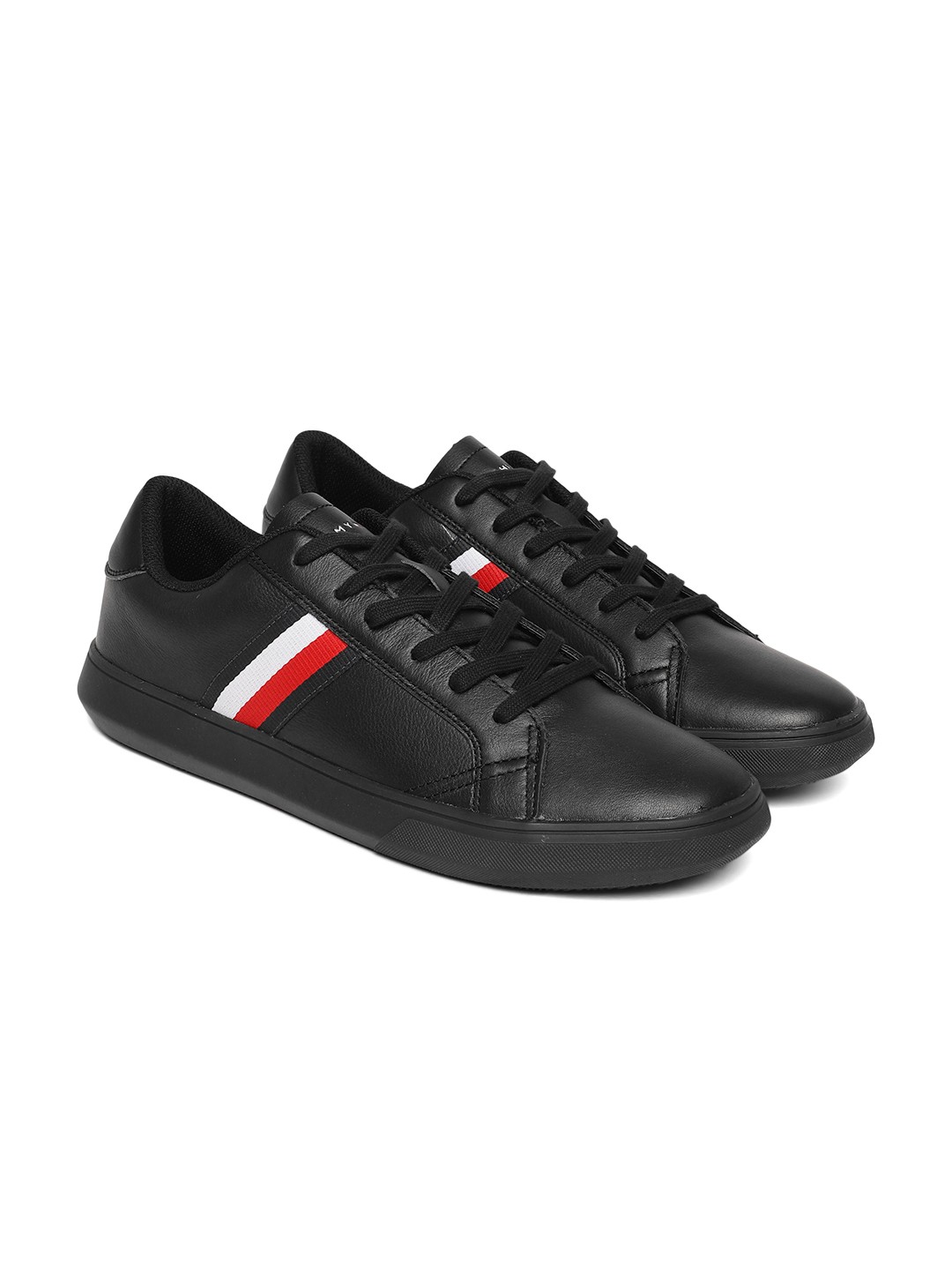 

Tommy Hilfiger Men Black Leather Sneakers