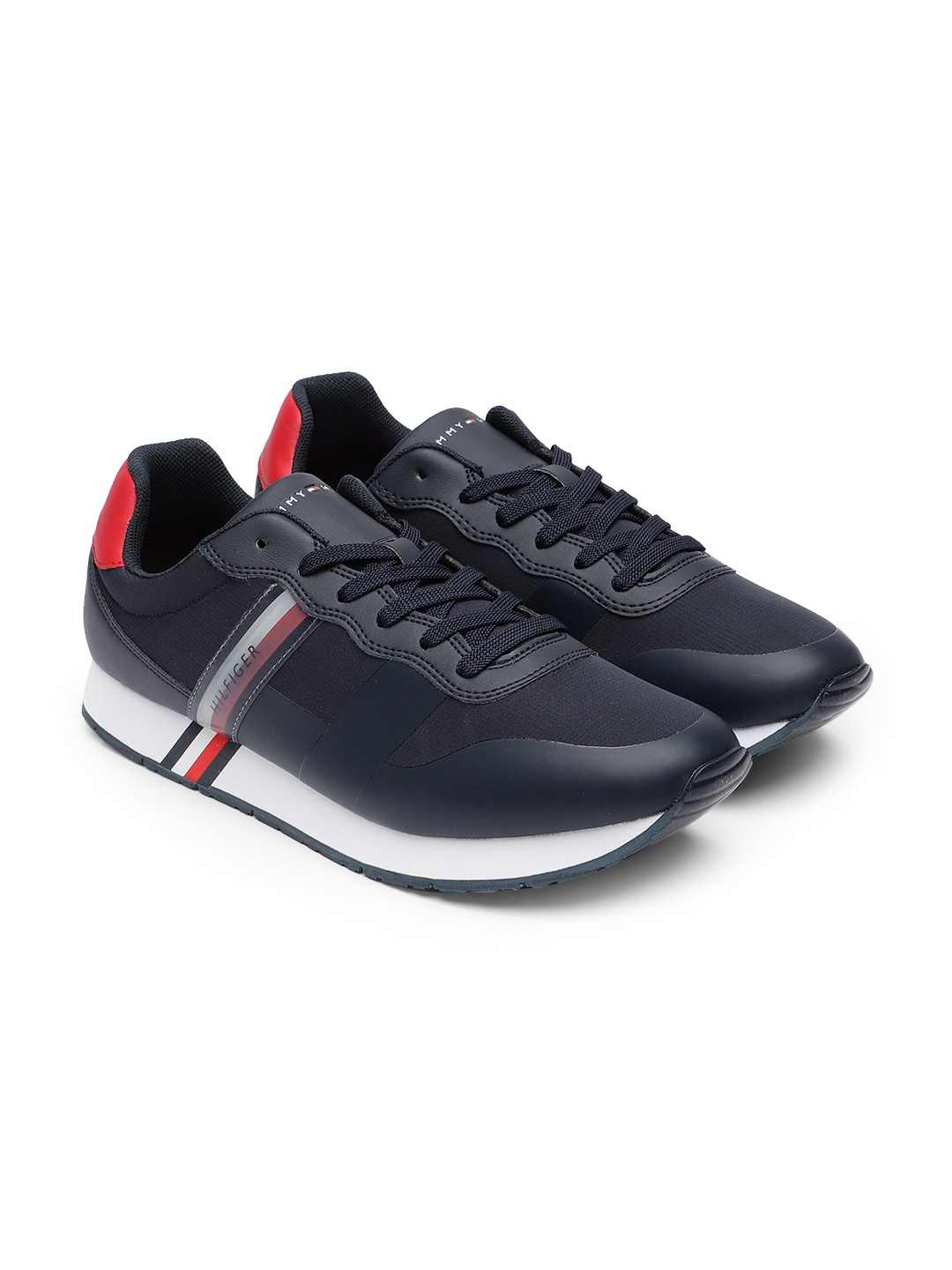 

Tommy Hilfiger Men Blue Leather Sneakers, Navy blue
