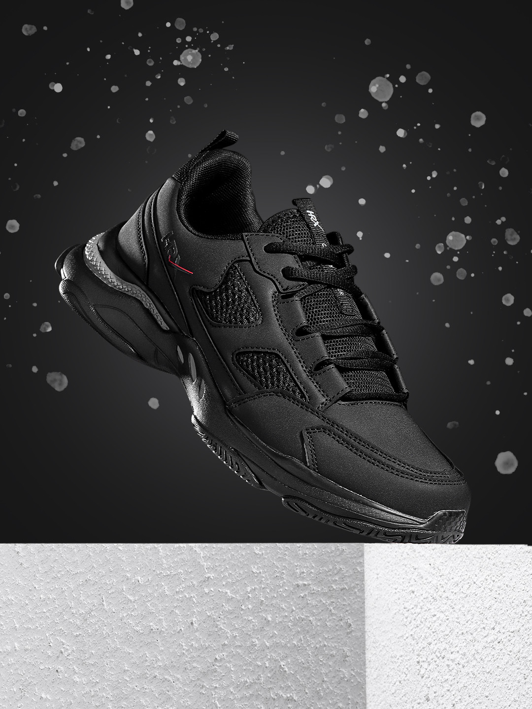 

HRX by Hrithik Roshan Men Black Solid Chunky Sneakers